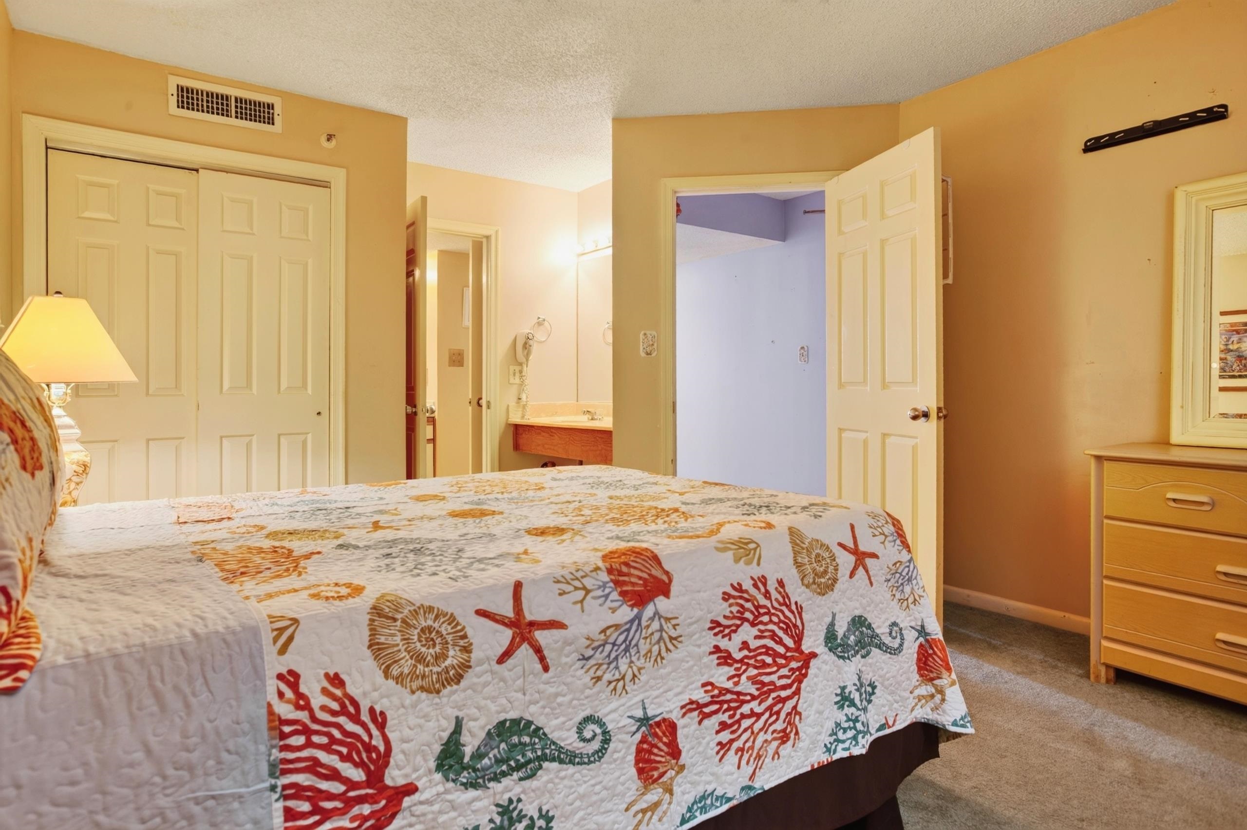 5523 N Ocean Blvd. Property Photo 19