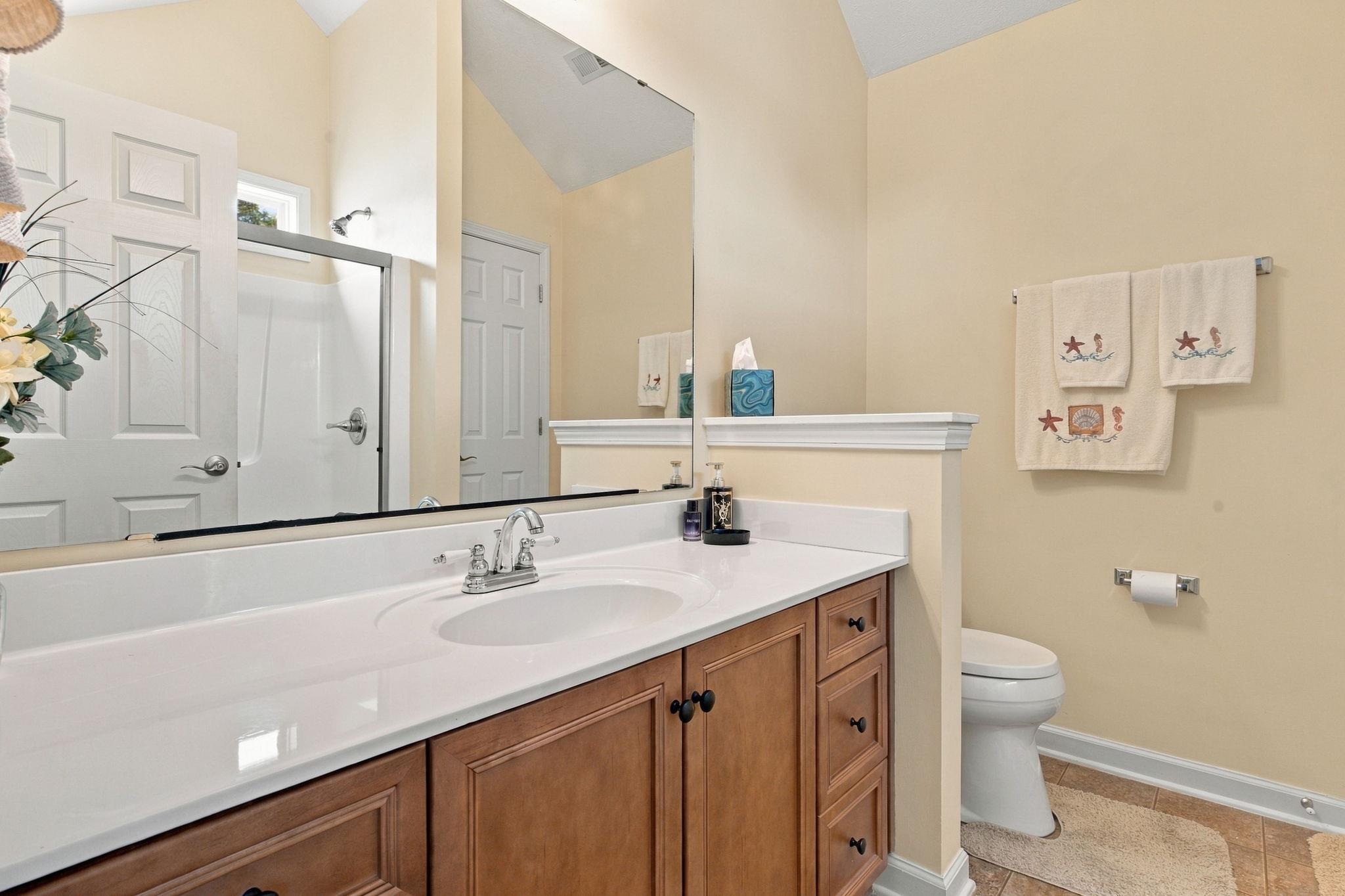 374 Barton Loop Property Photo 18