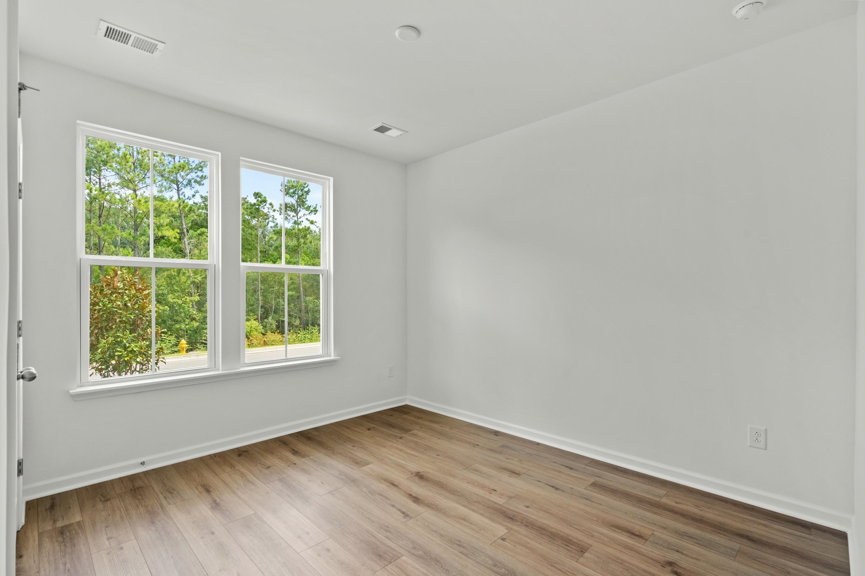 820 Sun Colony Blvd. Property Photo 18