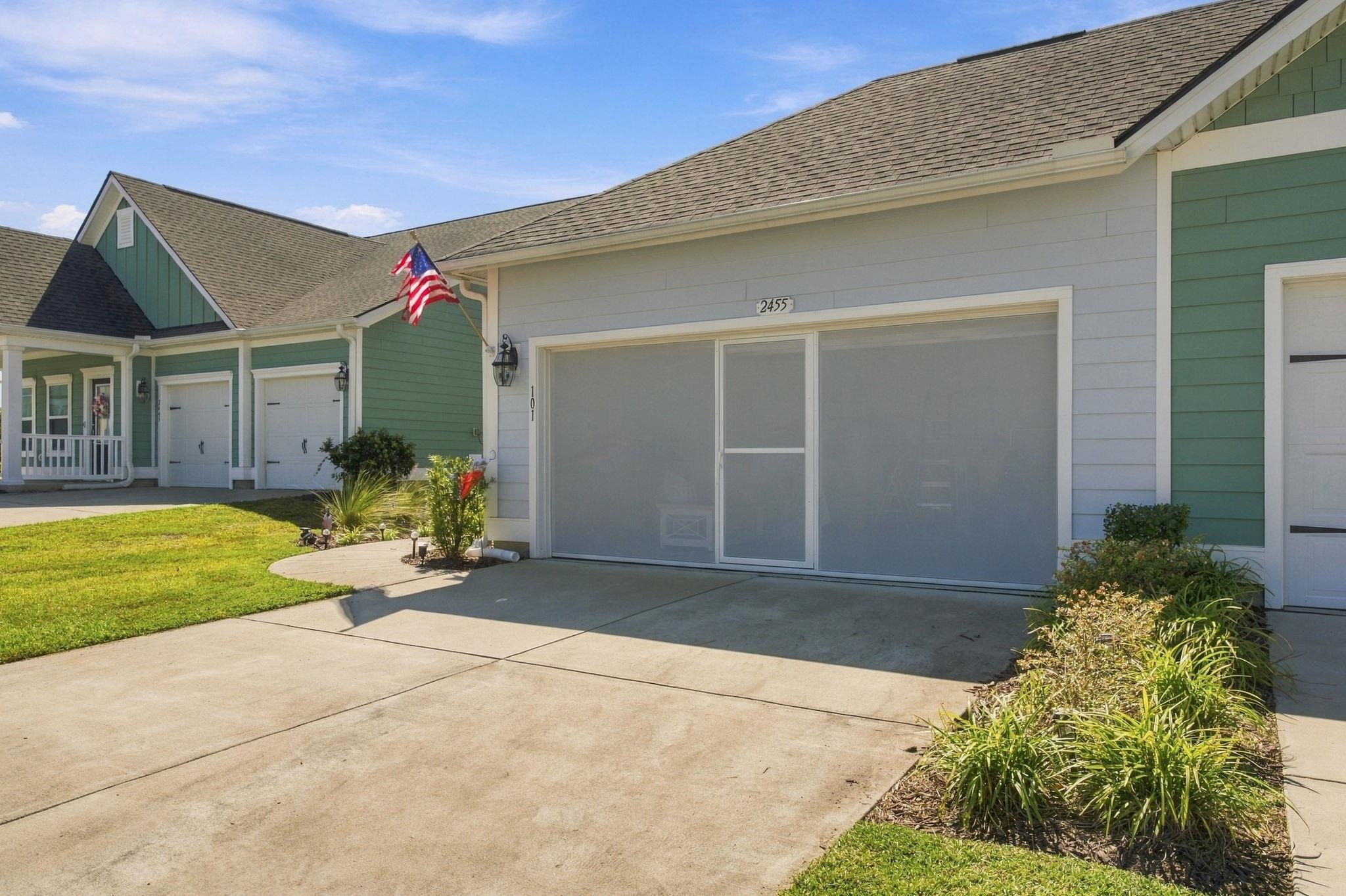 2455 Blue Crane Circle Property Photo 2