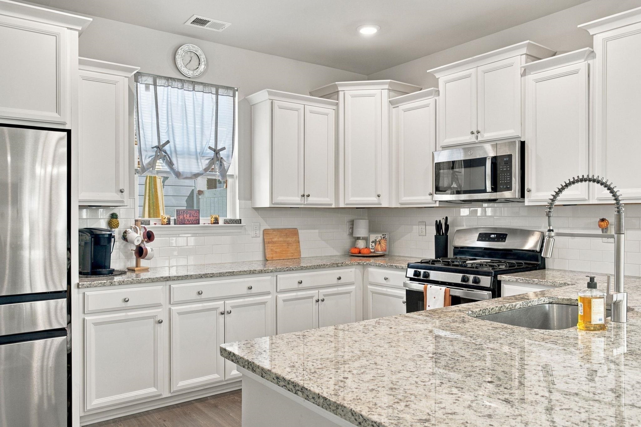2455 Blue Crane Circle Property Photo 16