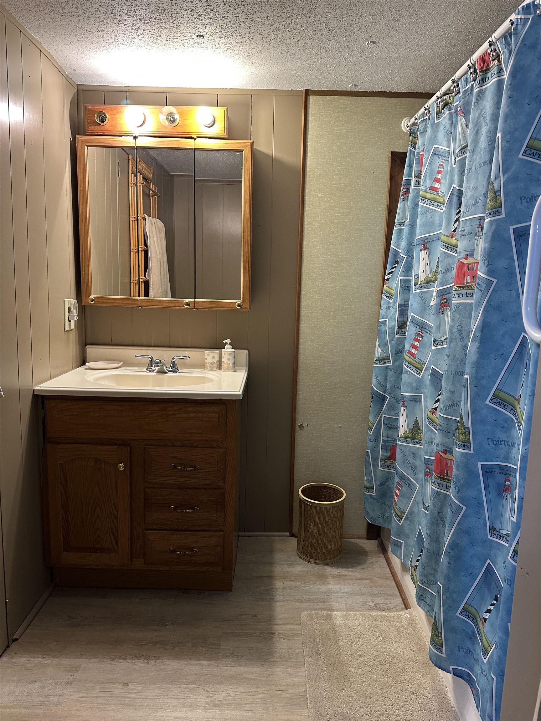 25 Offshore Dr. Property Photo 6