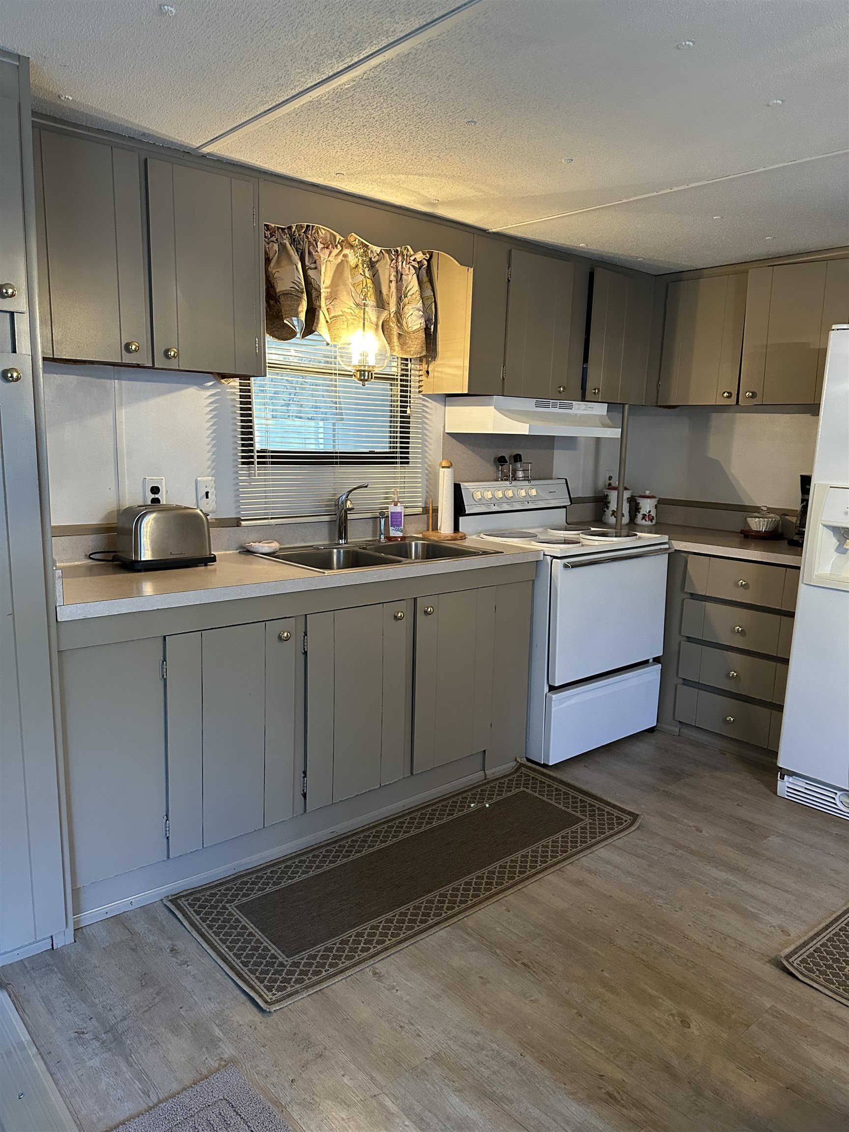 25 Offshore Dr. Property Photo 10