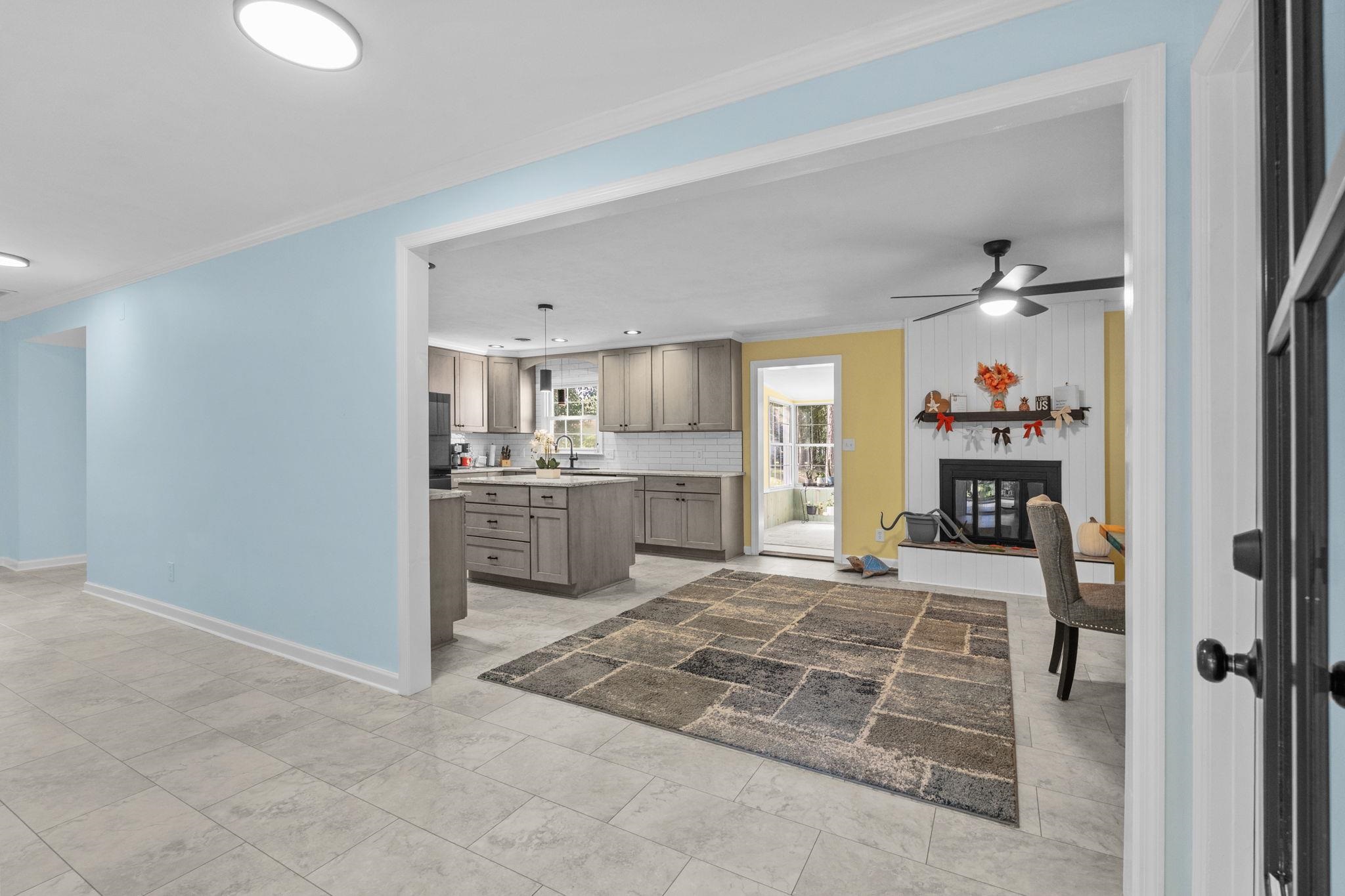 1917 Candy Ln. Property Photo 6