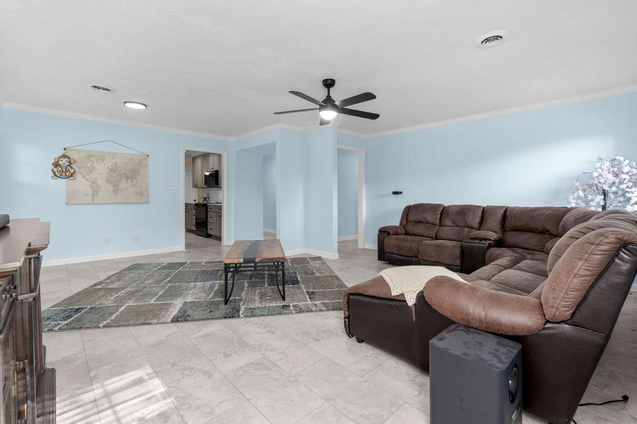1917 Candy Ln. Property Photo 28