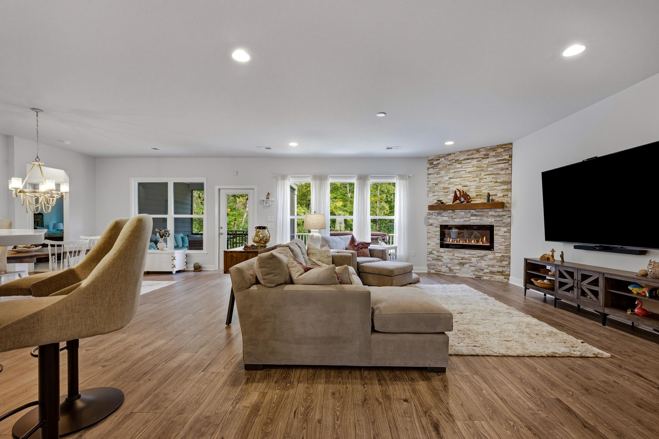 650 Mccown Dr. Property Photo 4