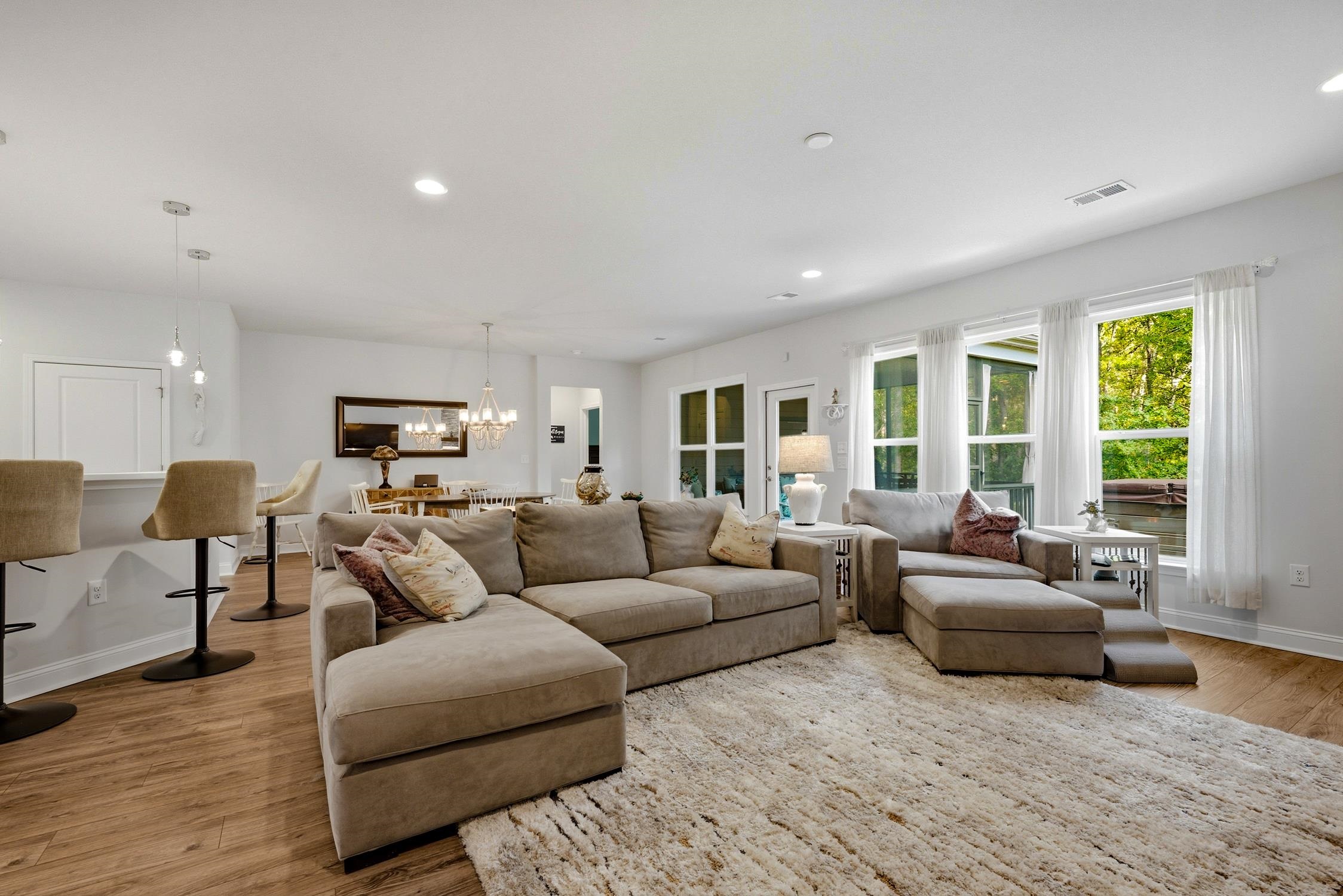 650 Mccown Dr. Property Photo 8