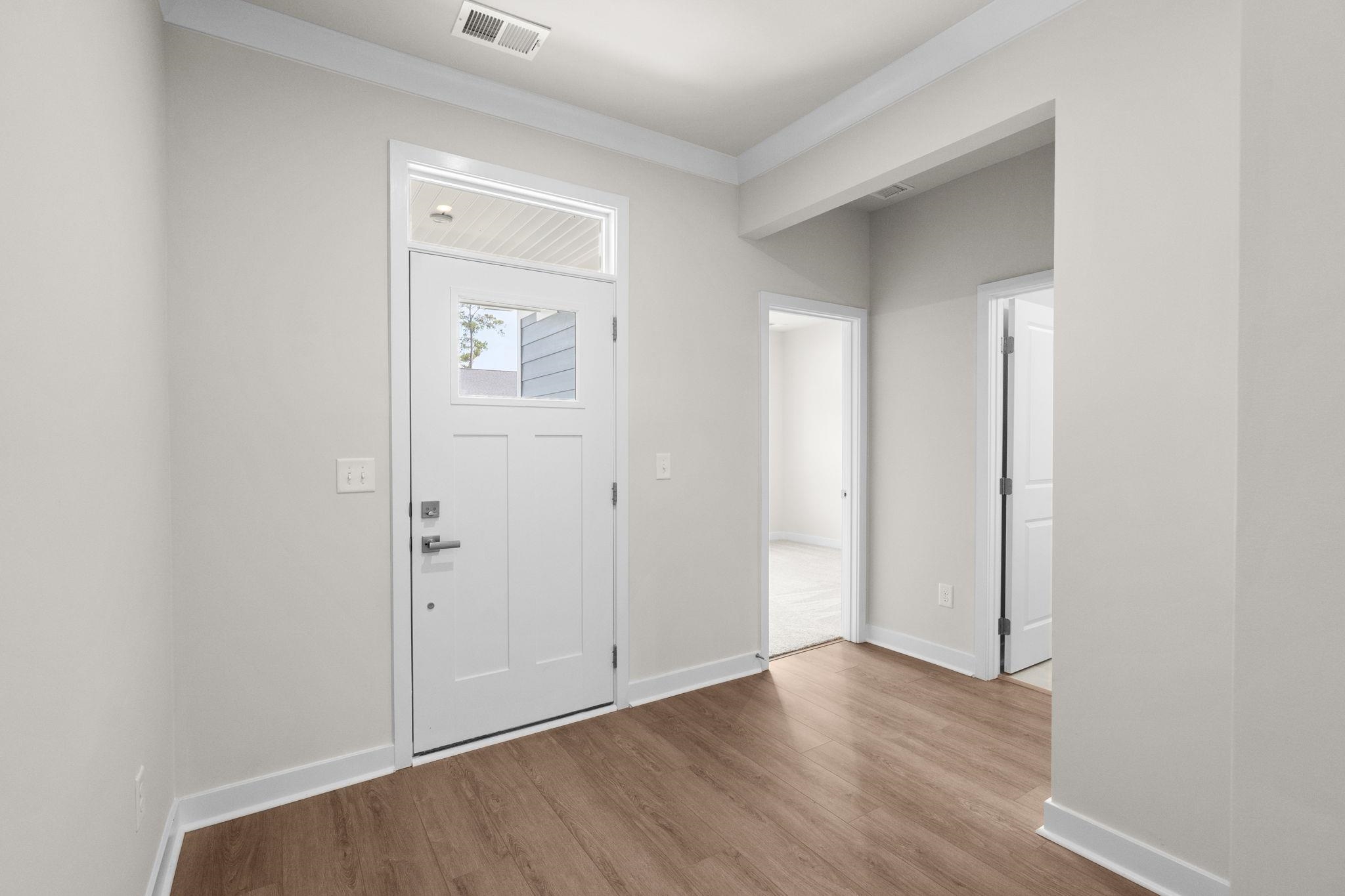 2289 Hazel Way Property Photo 5