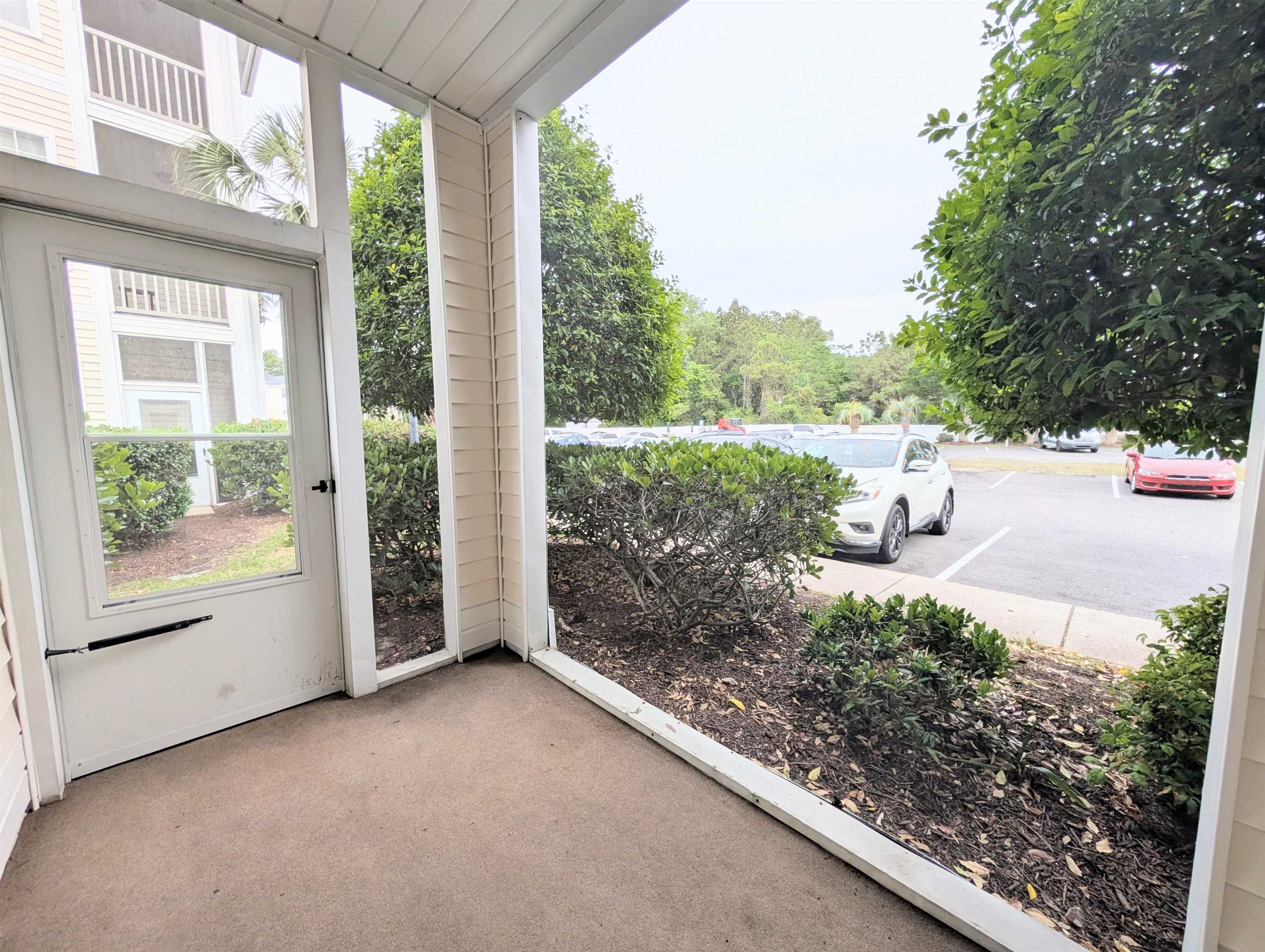 484 River Oak Dr. Property Photo 26