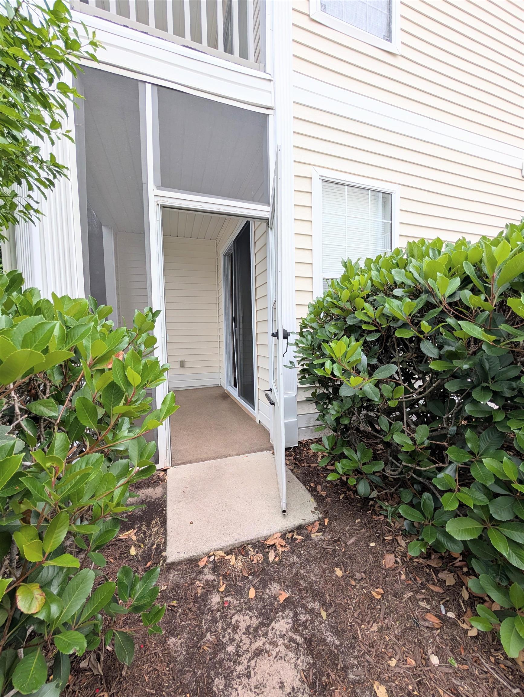 484 River Oak Dr. Property Photo 31
