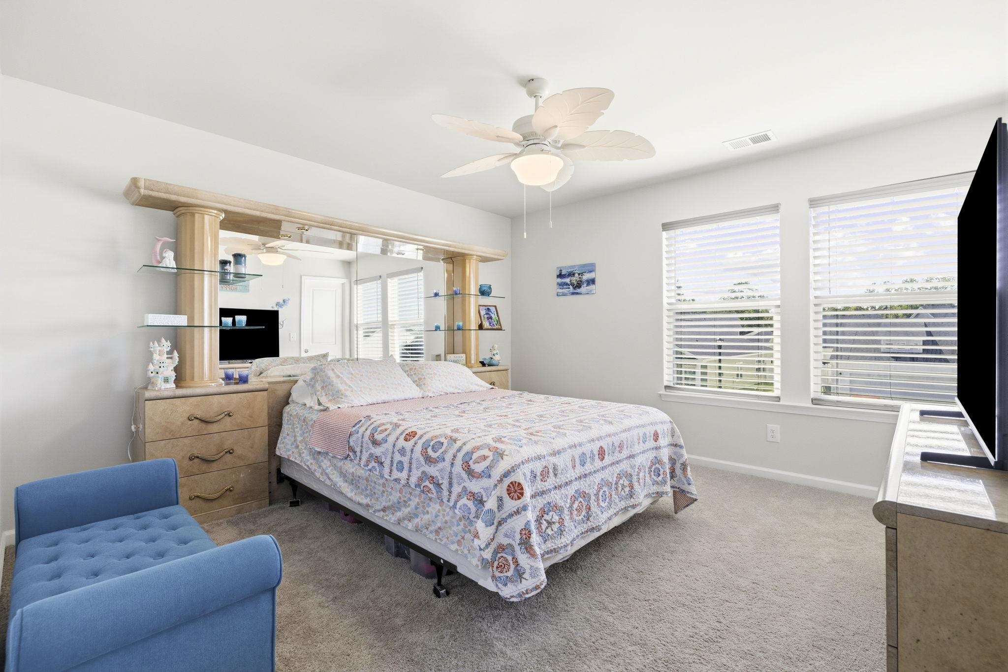 1876 Villena Dr. Property Photo 33
