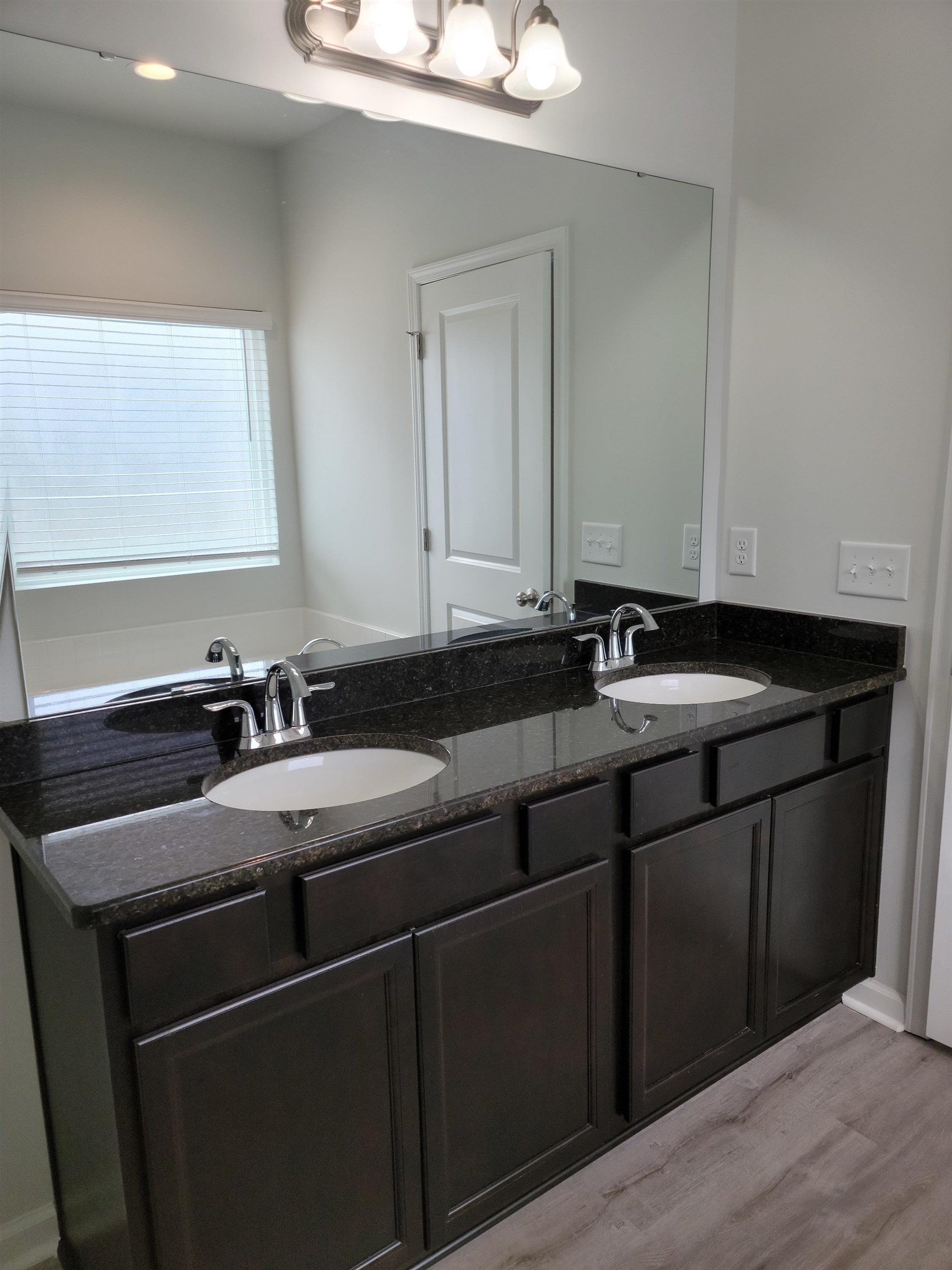 344 Angler Ct. Property Photo 9