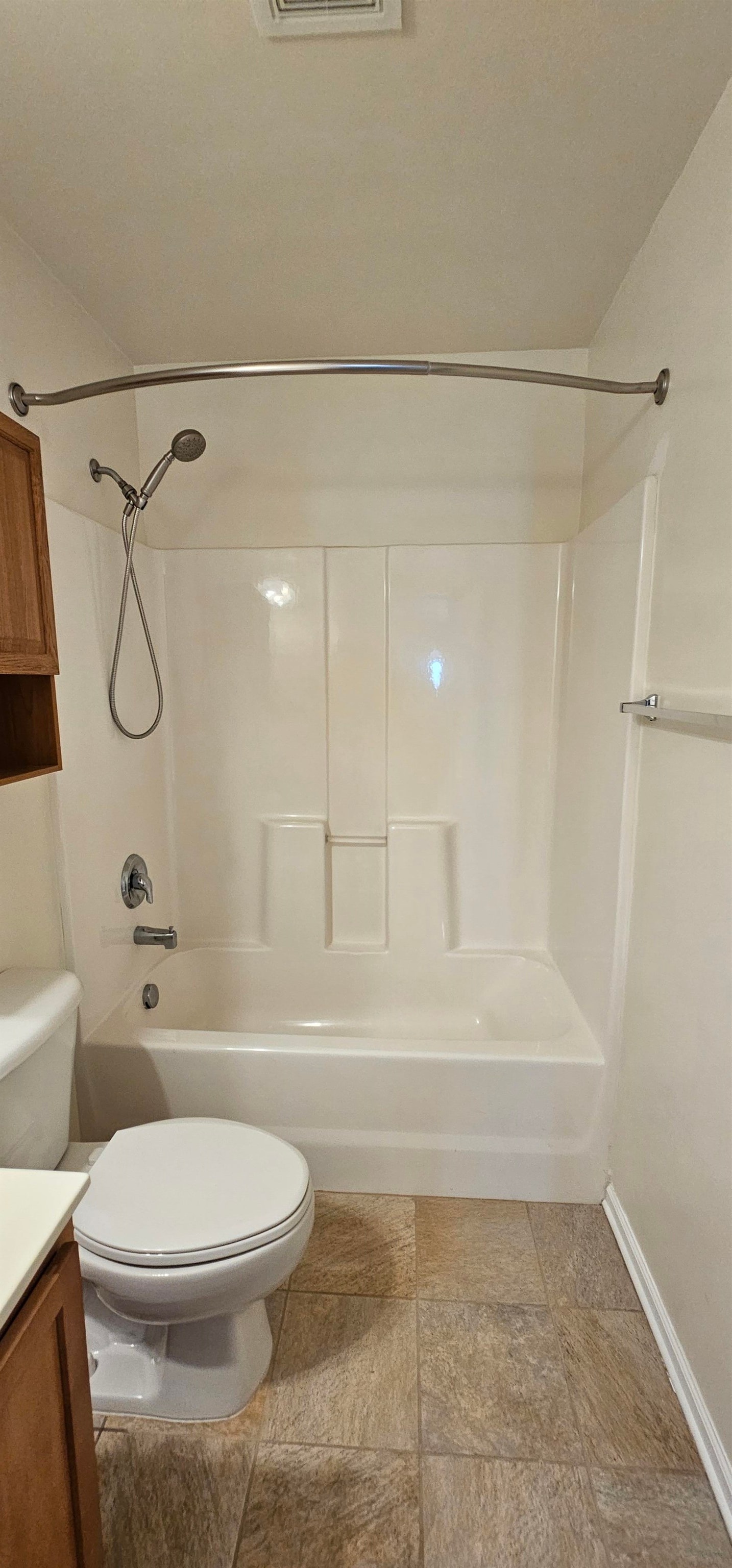 1593 Langley Dr. Property Photo 17