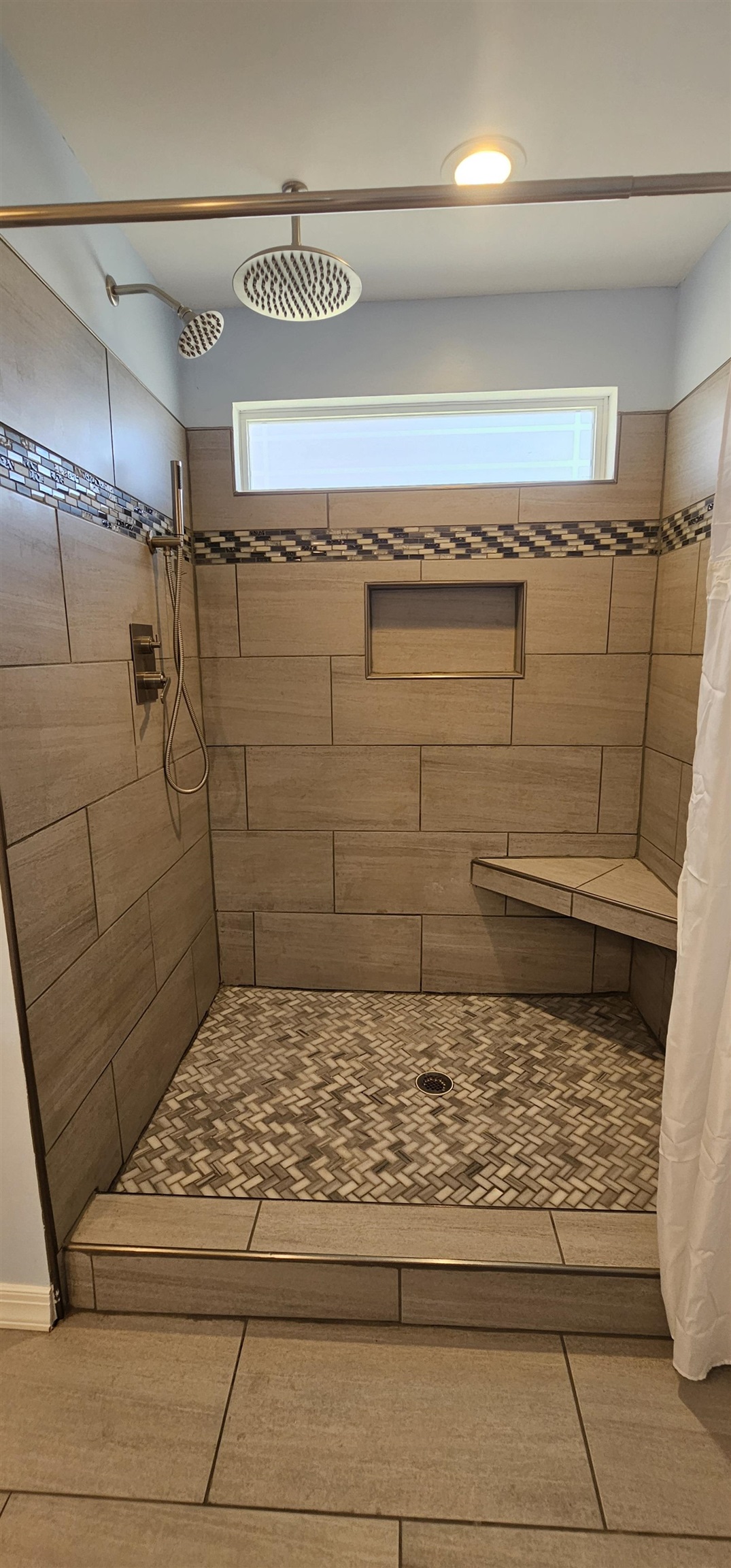 1593 Langley Dr. Property Photo 27