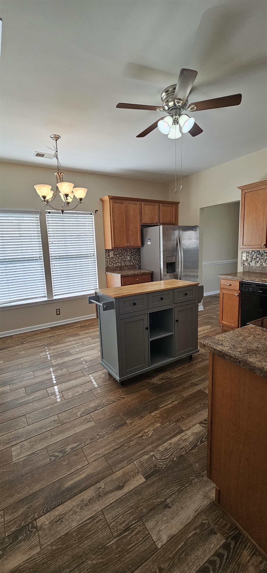 1593 Langley Dr. Property Photo 31
