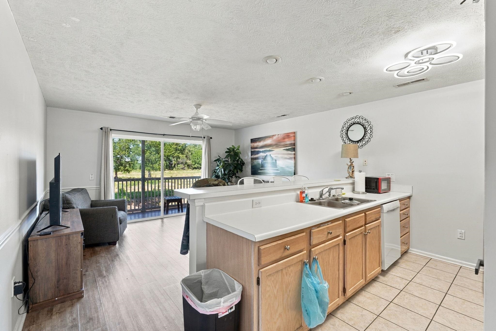593 Blue River Ct. Property Photo 5