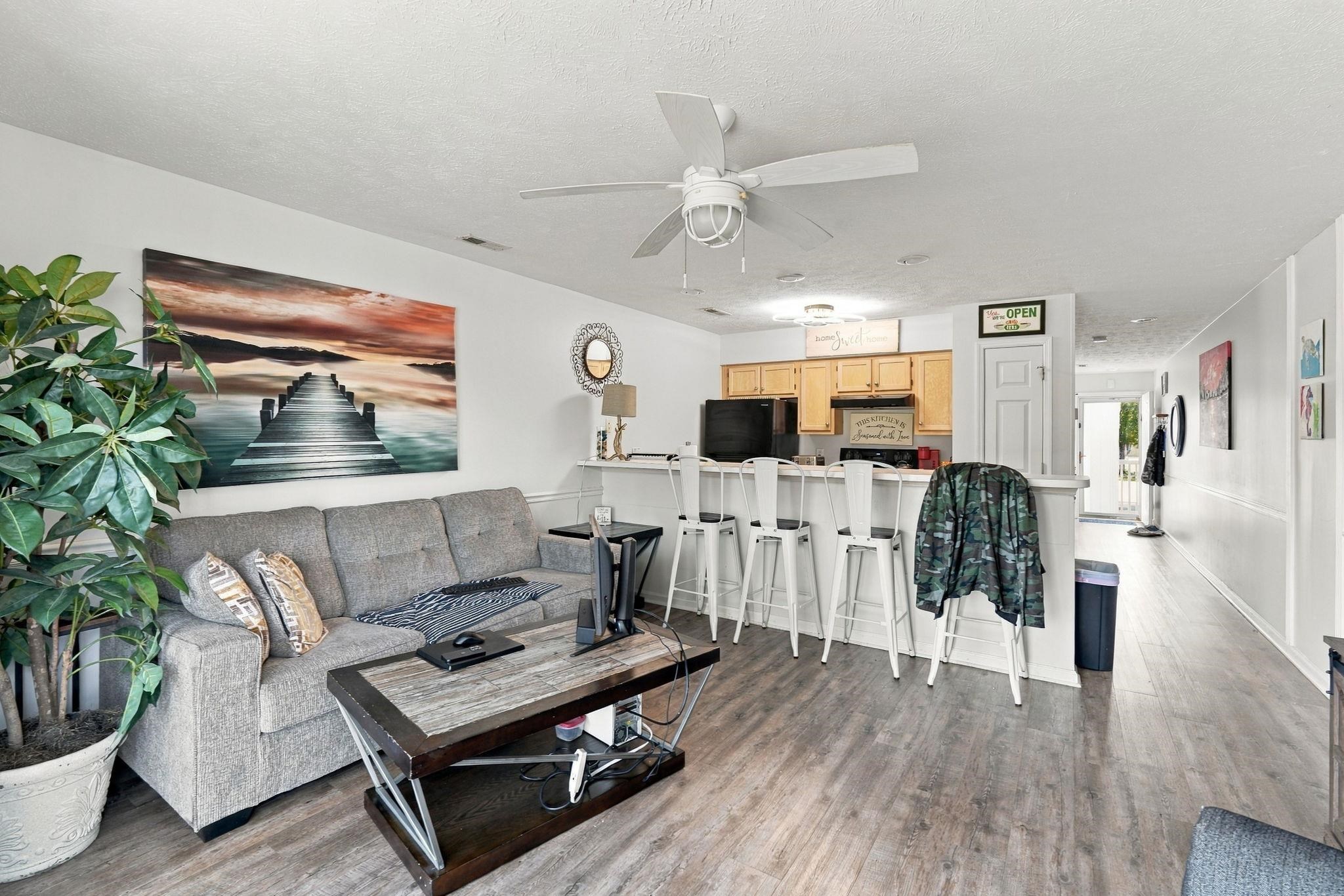 593 Blue River Ct. Property Photo 12