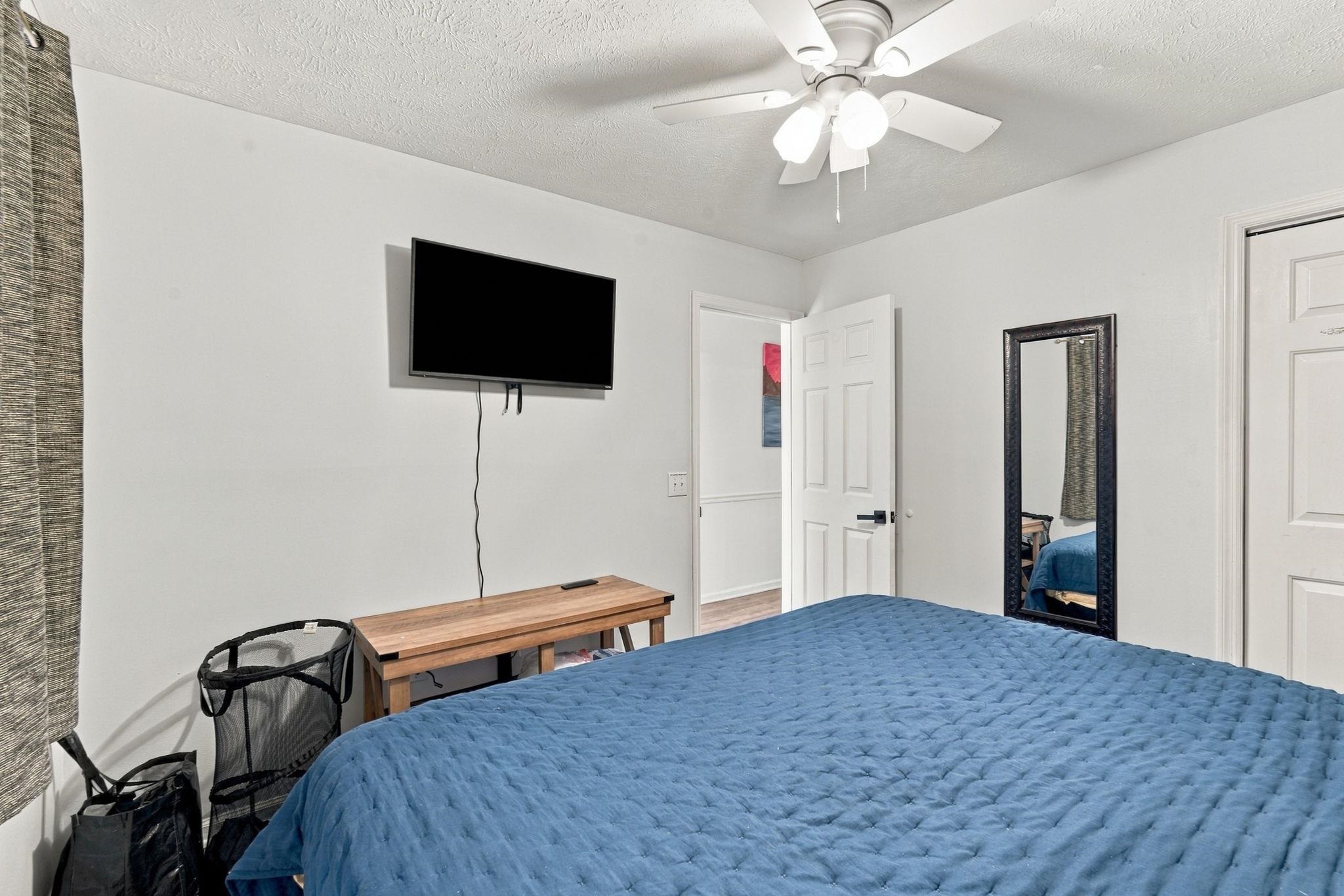 593 Blue River Ct. Property Photo 14