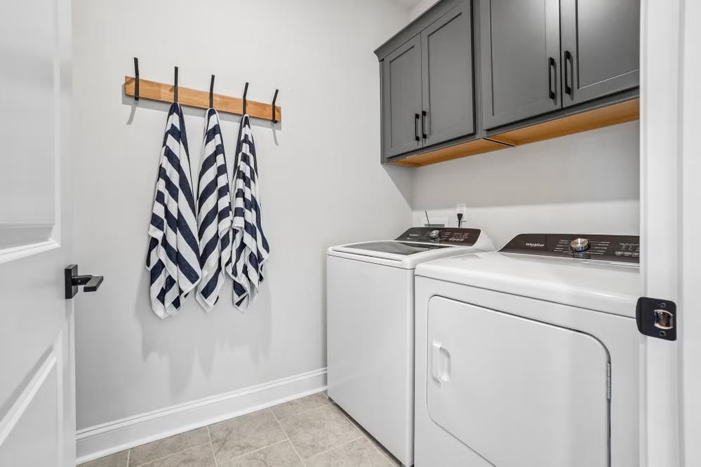 7704 Vicino Path Property Photo 42