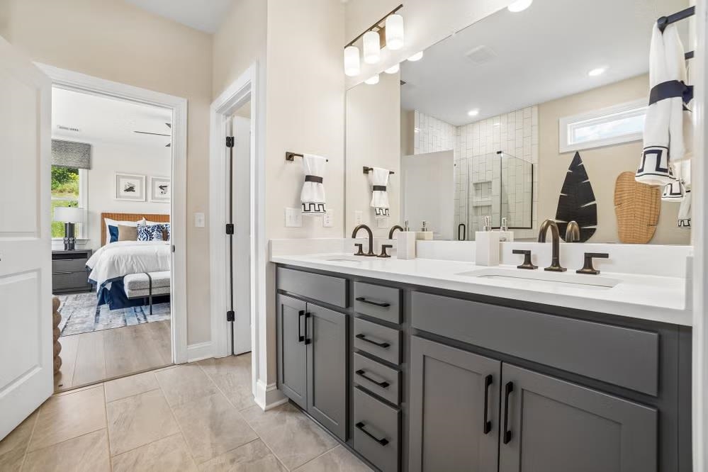 7704 Vicino Path Property Photo 49