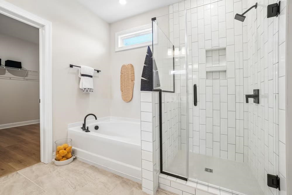 7704 Vicino Path Property Photo 51