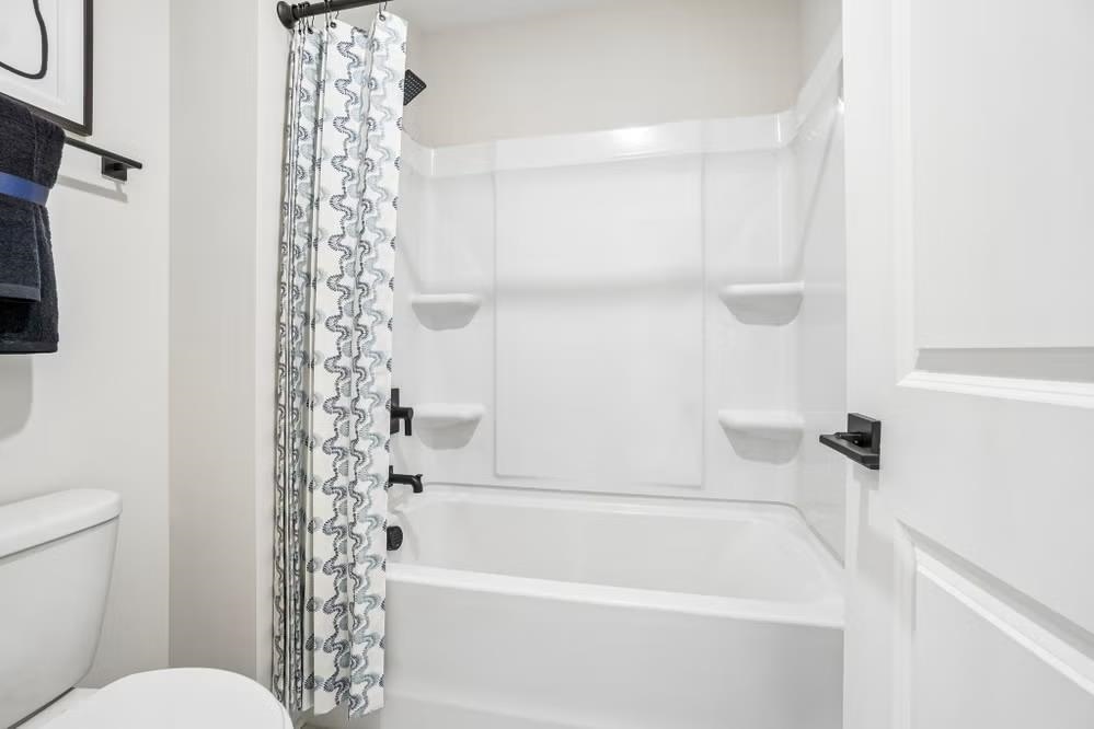 7704 Vicino Path Property Photo 58