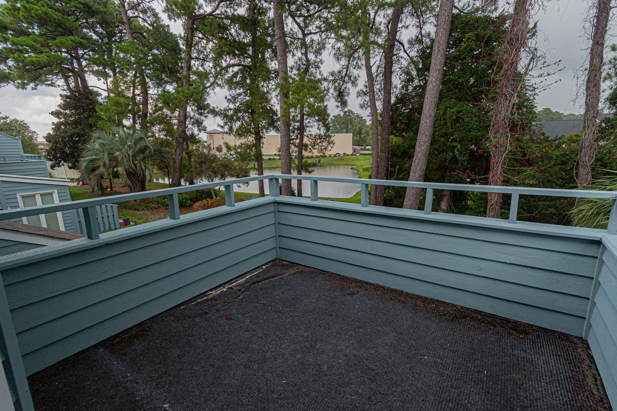 33 Shadow Moss Pl. Property Photo 2