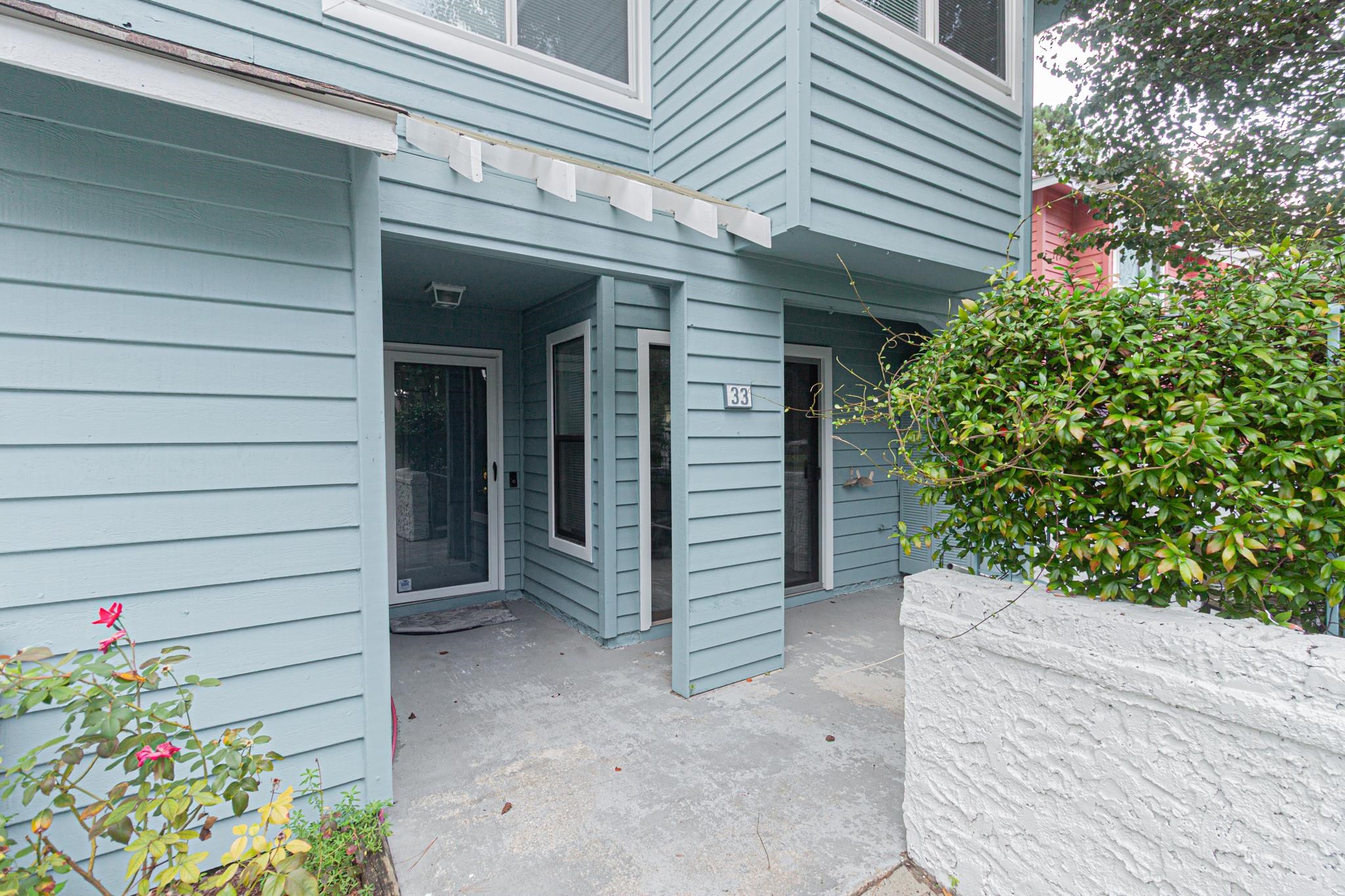 33 Shadow Moss Pl. Property Photo 4