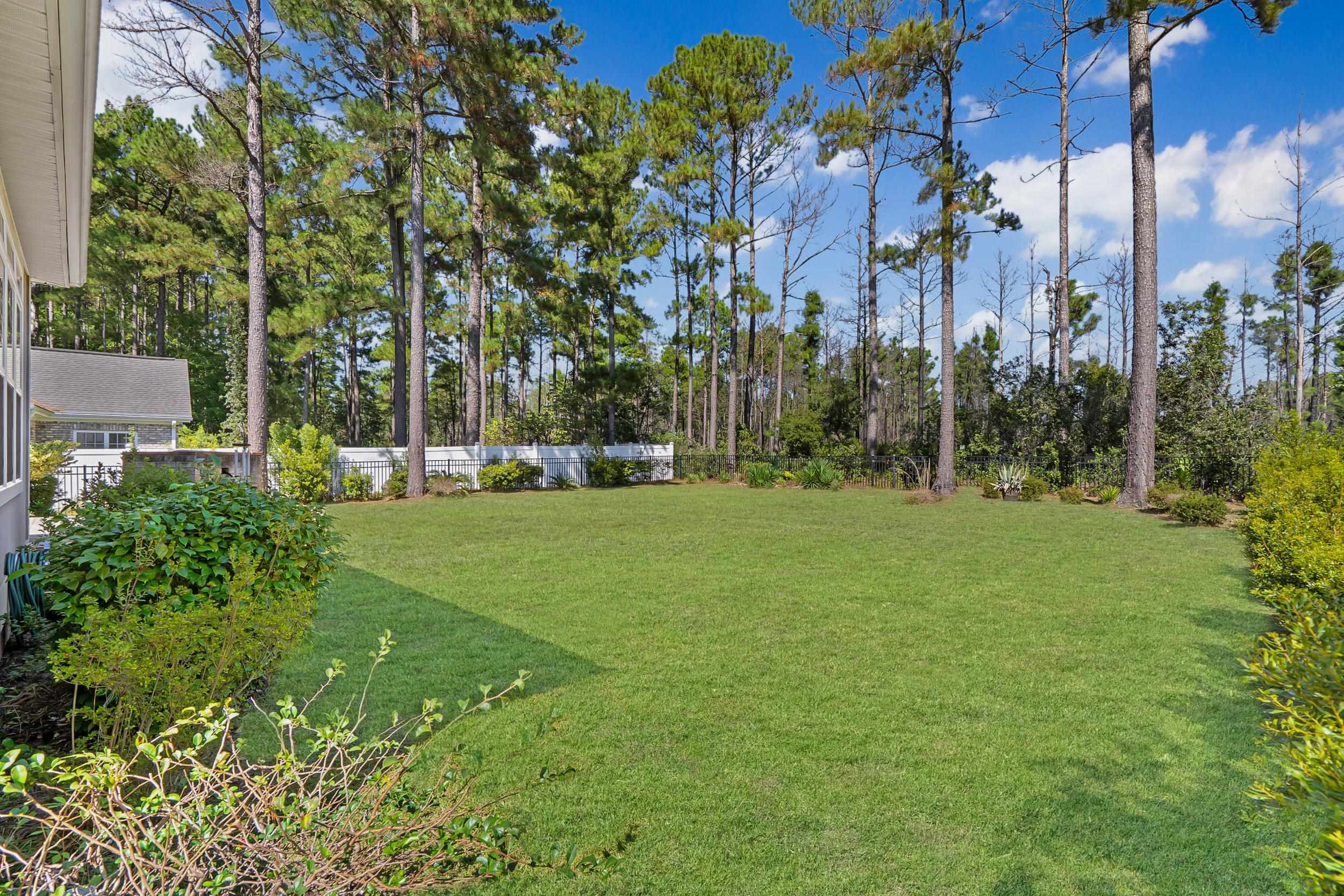 2371 Covington Dr. Property Photo 18