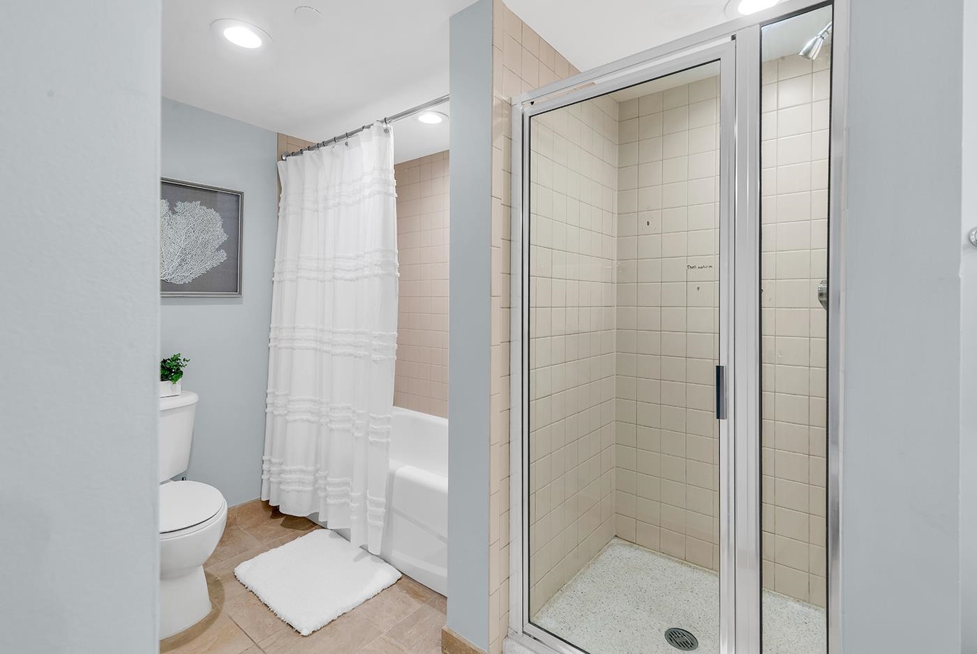 8560 Queensway Blvd. Property Photo 32
