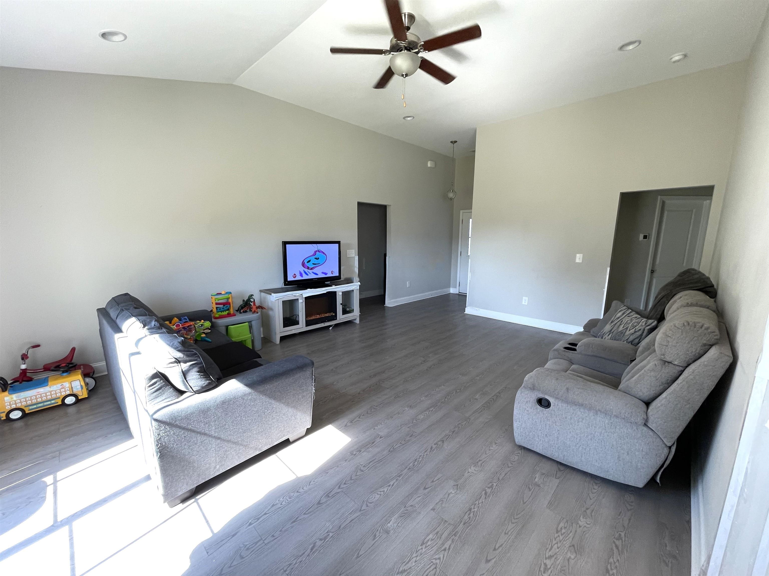 431 Hallie Martin Rd. Property Photo 4