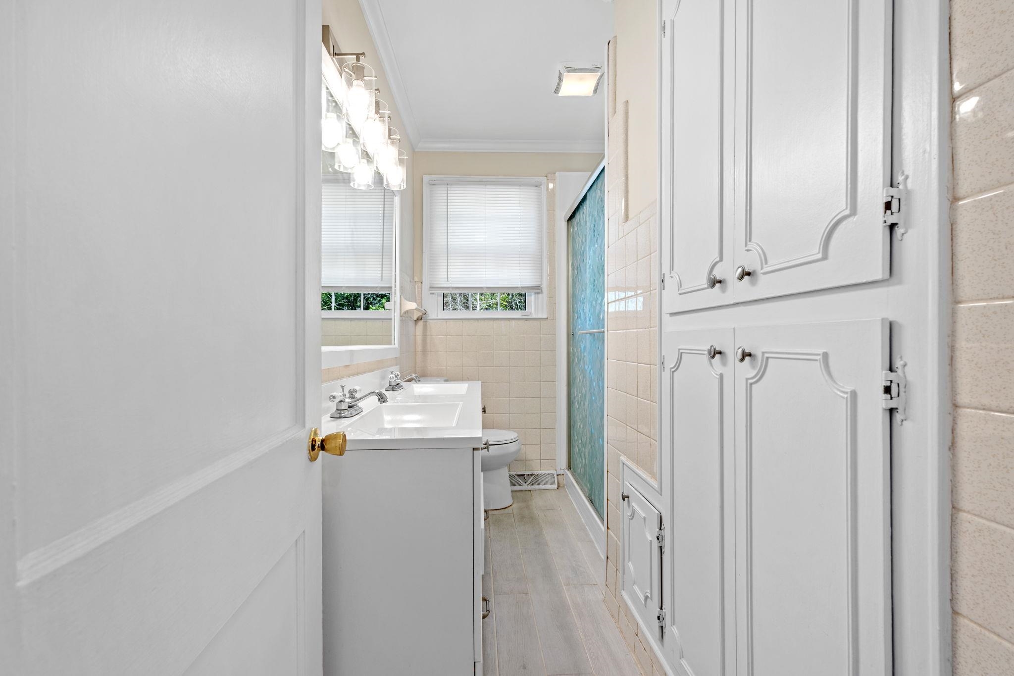 201 Augusta St Property Photo 11