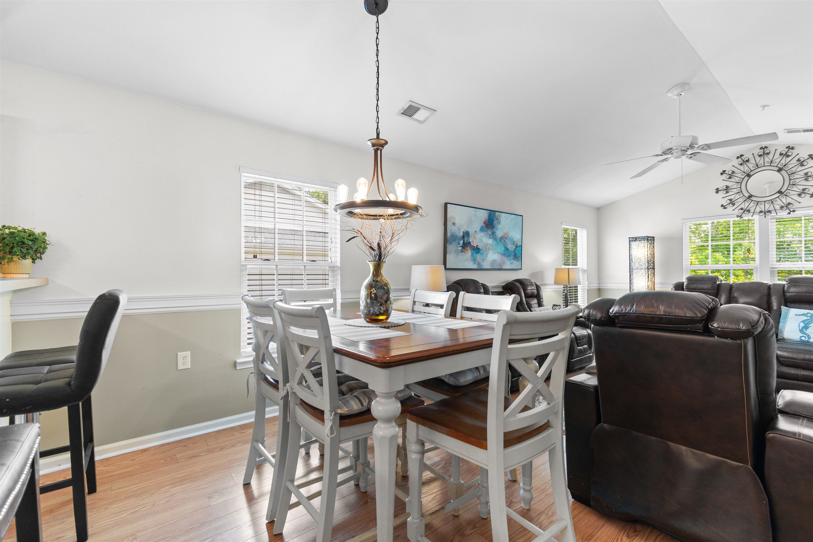 1274 River Oaks Dr. Property Photo 8
