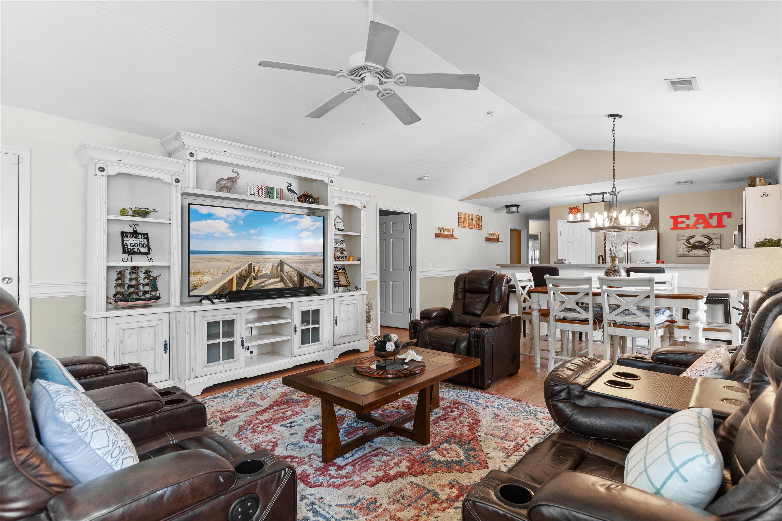 1274 River Oaks Dr. Property Photo 12