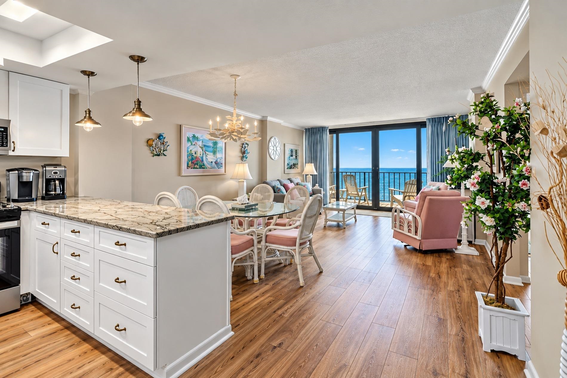 10200 Beach Club Dr. Property Photo 4