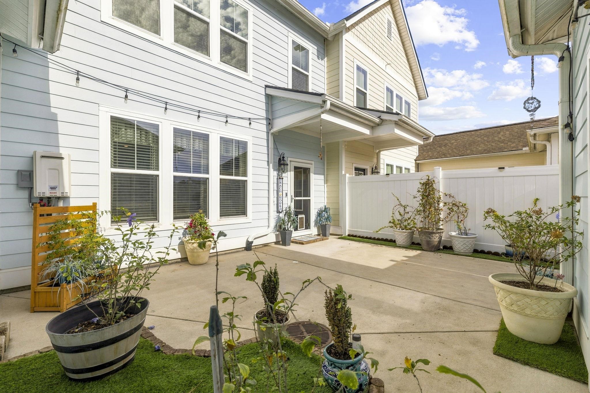 2643 Blue Crane Circle Property Photo 6