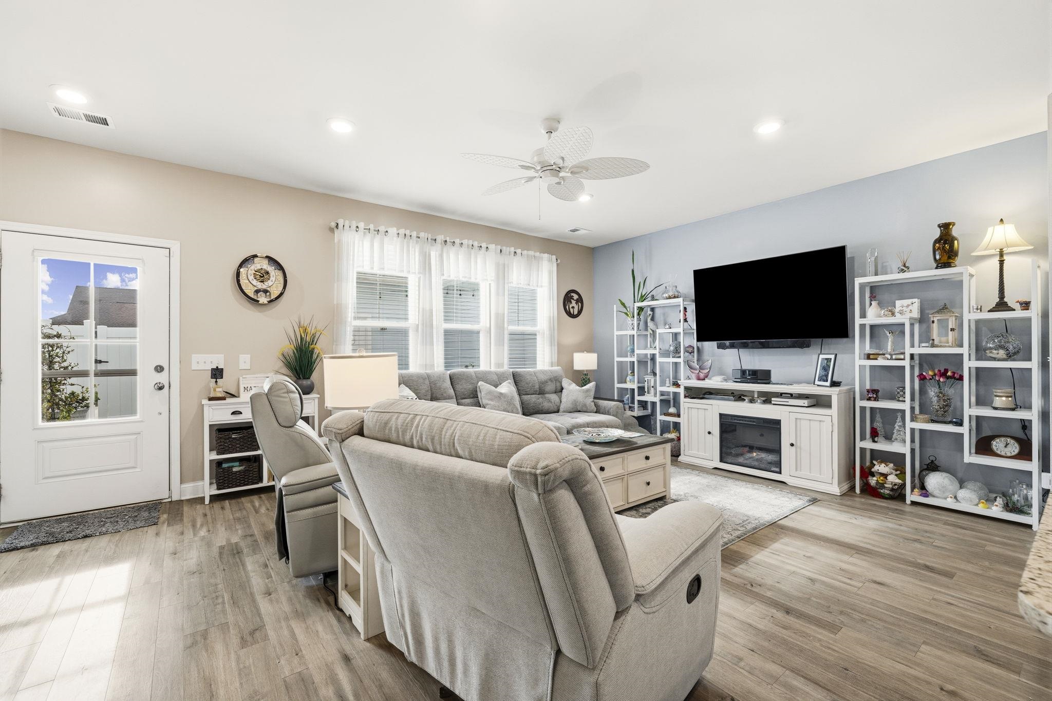 2643 Blue Crane Circle Property Photo 8