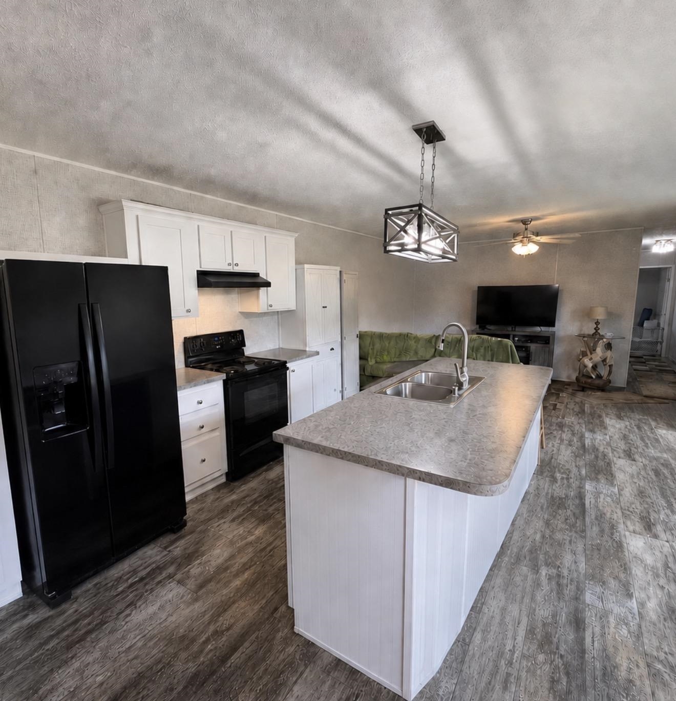 4224 Horse Pen Bay Rd. Property Photo 6