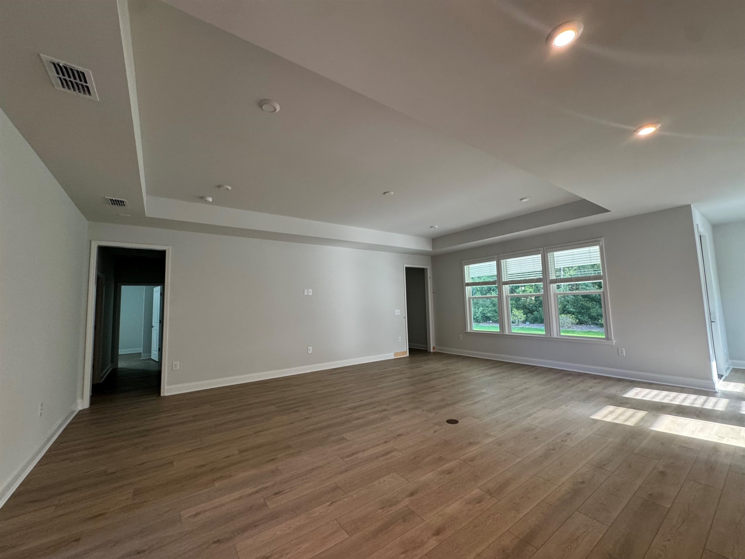 1577 Crested Iris Way Property Photo 3