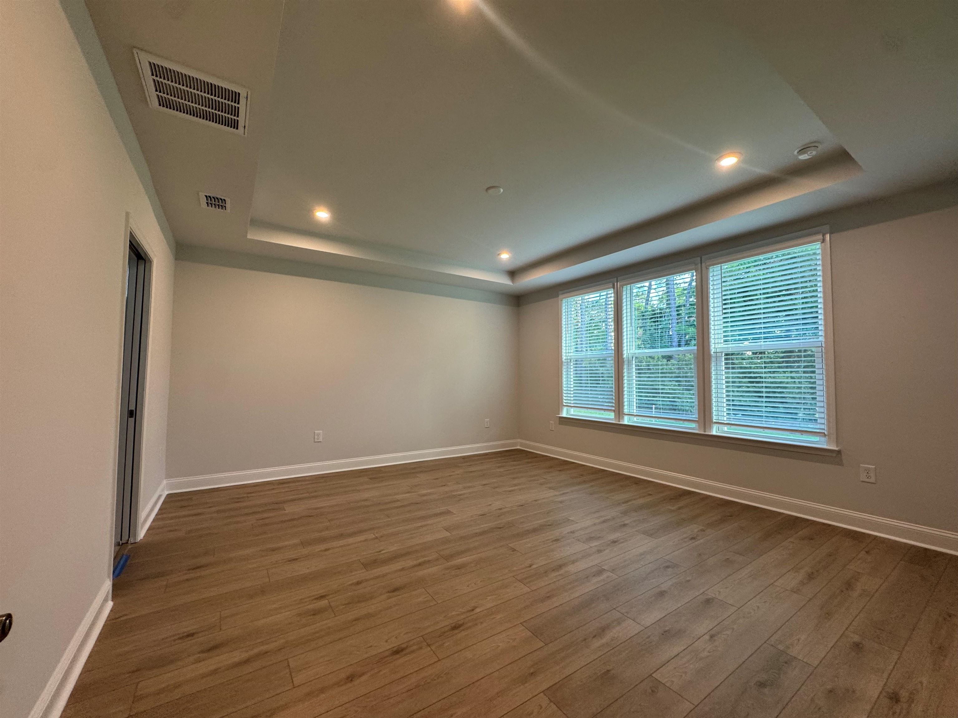 1577 Crested Iris Way Property Photo 6