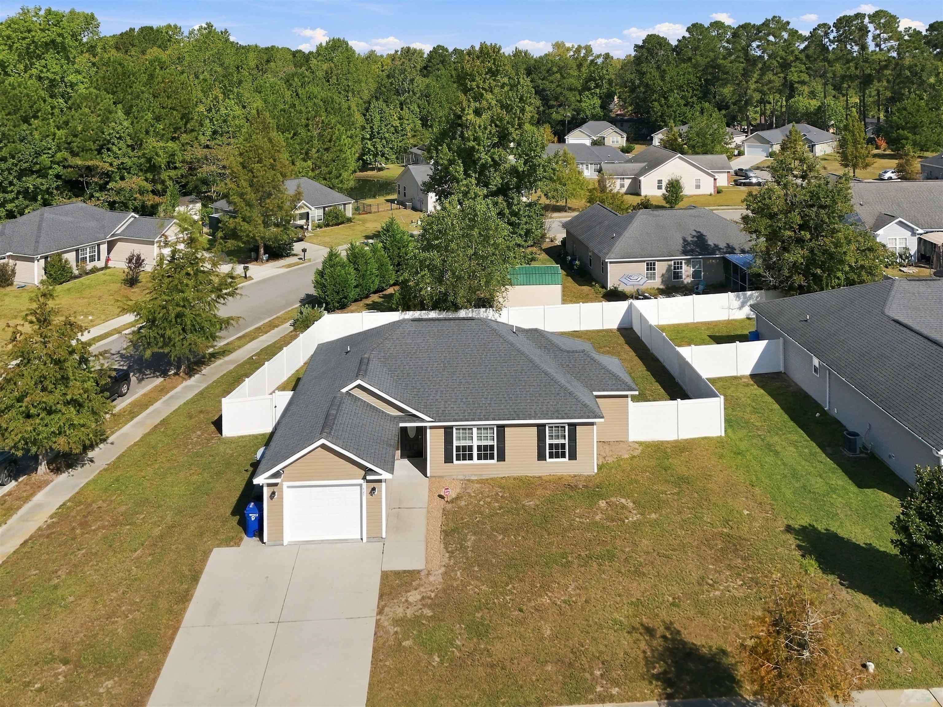 1828 Ambridge Dr. Property Photo 6