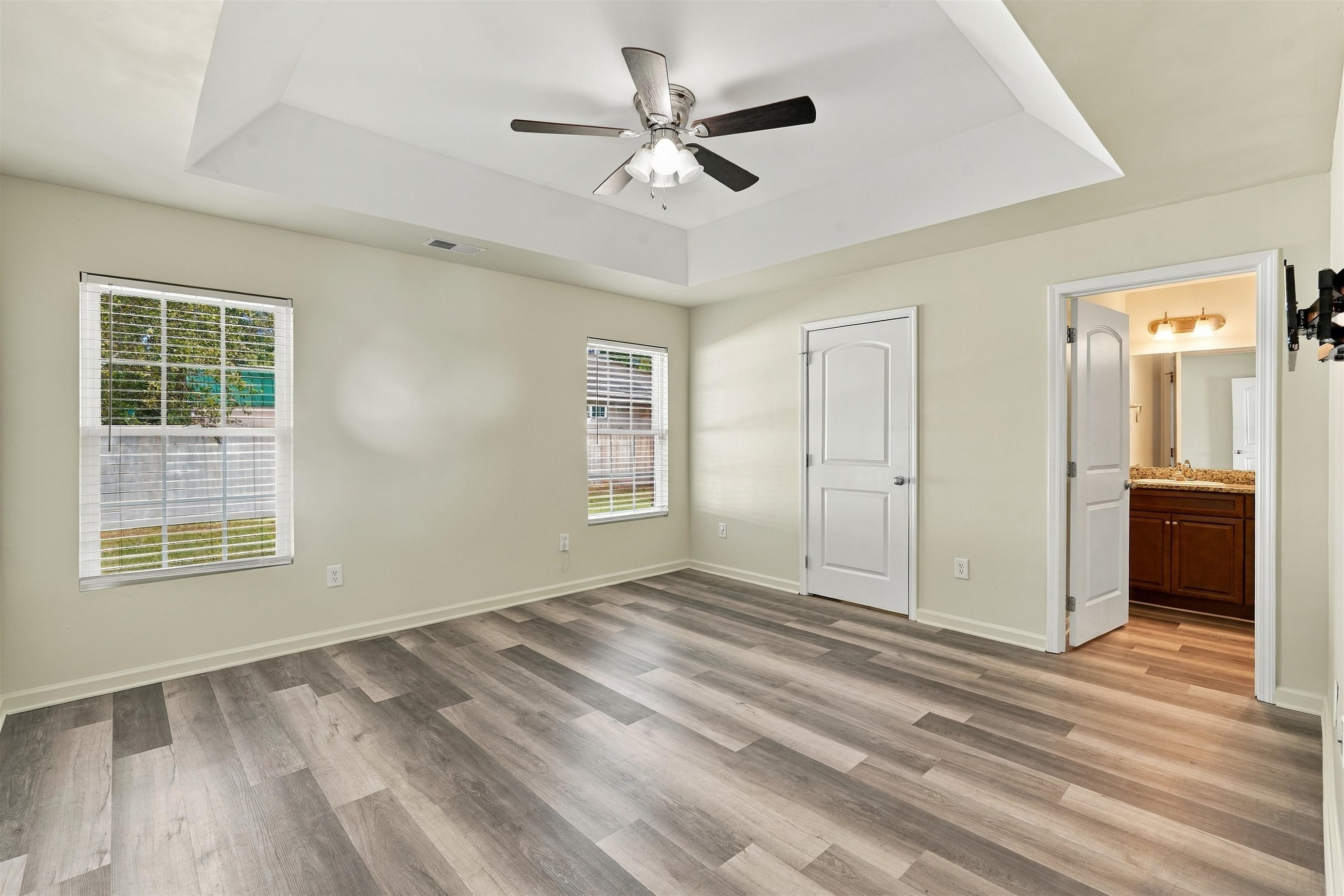 1828 Ambridge Dr. Property Photo 11