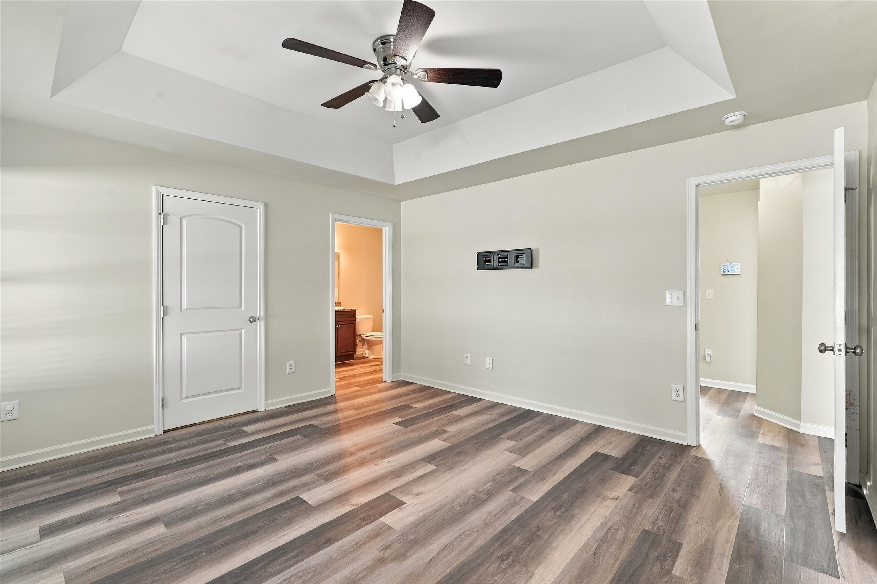 1828 Ambridge Dr. Property Photo 17