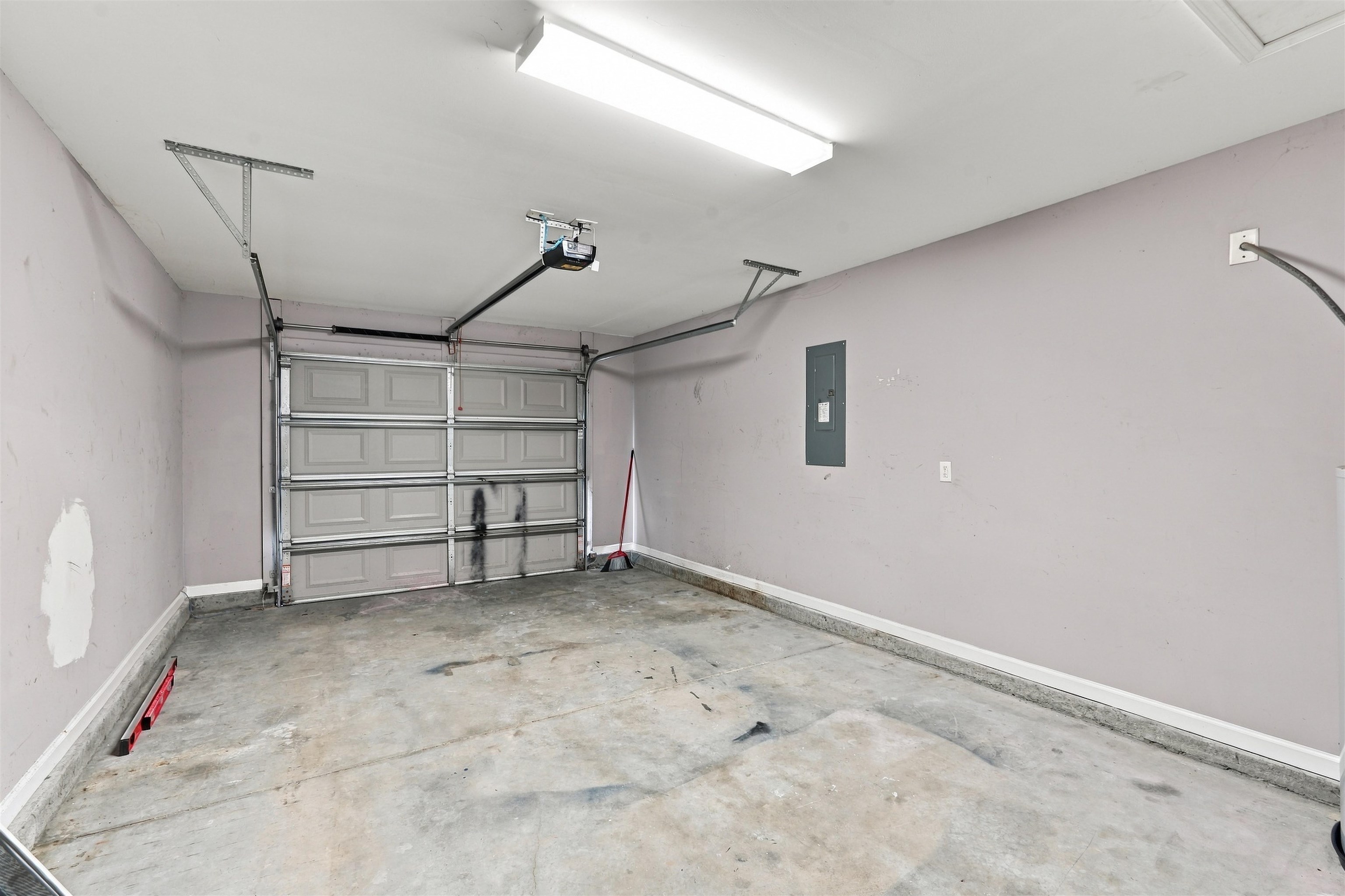 1828 Ambridge Dr. Property Photo 36