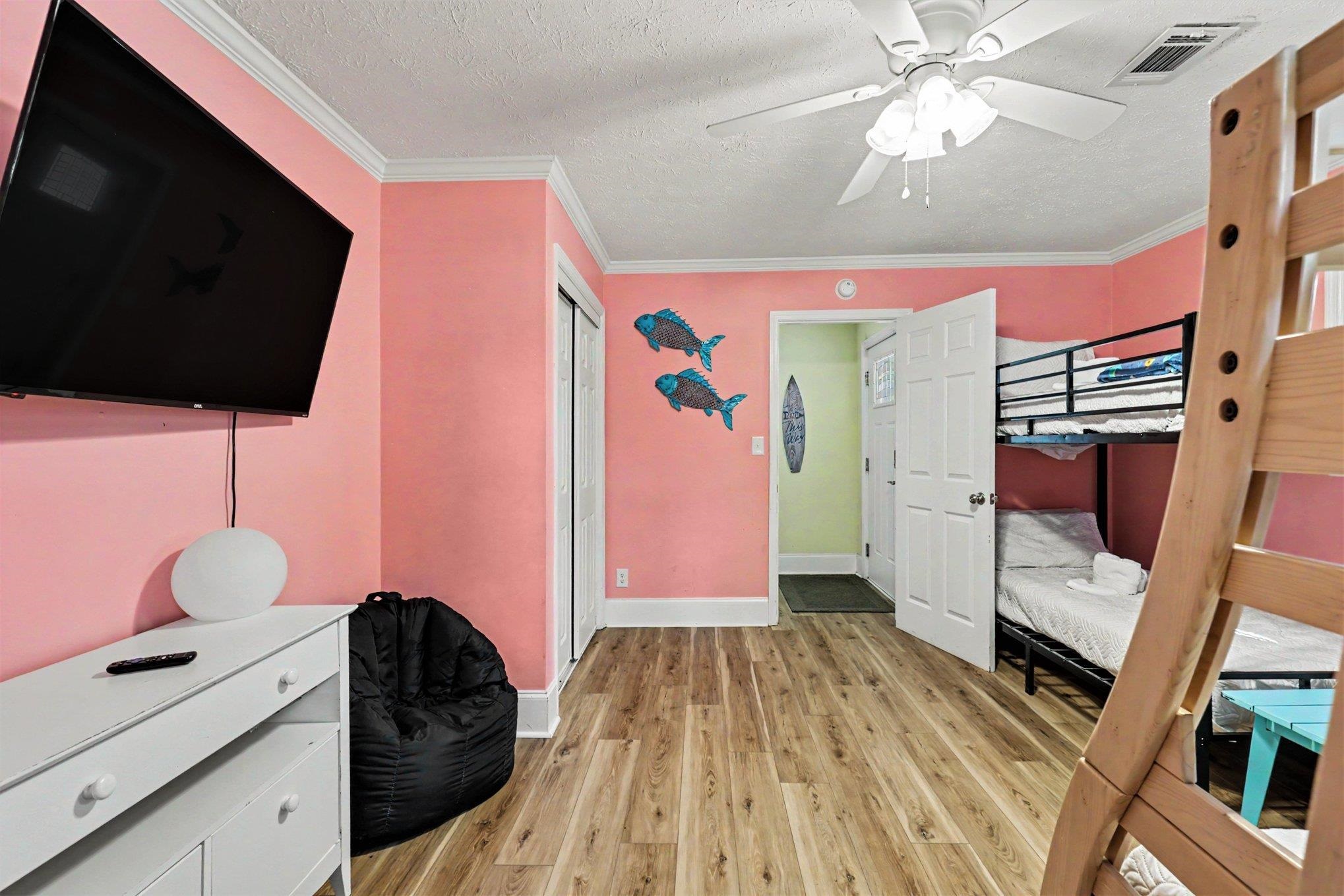 2307 Curley St. Property Photo 18