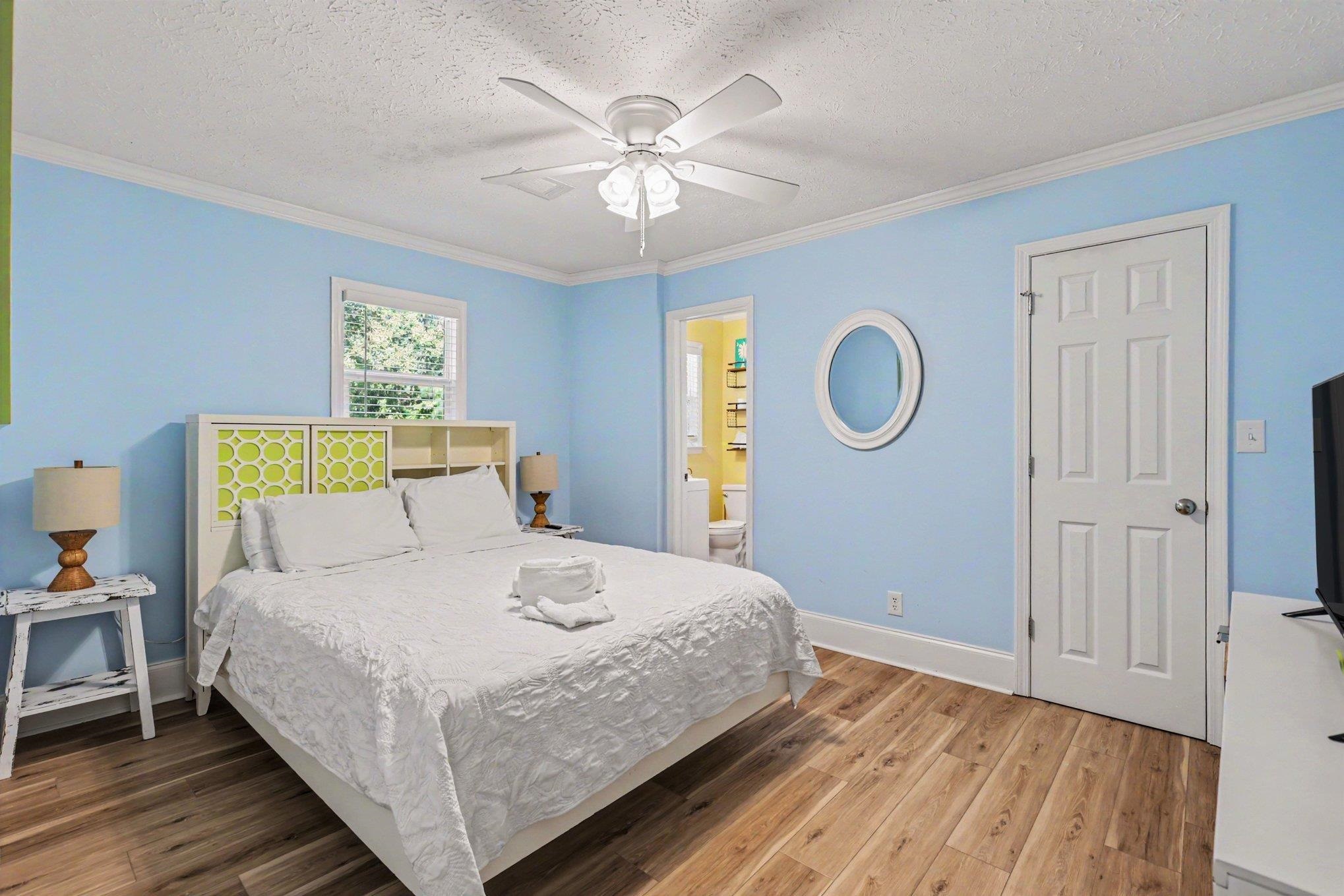 2307 Curley St. Property Photo 21