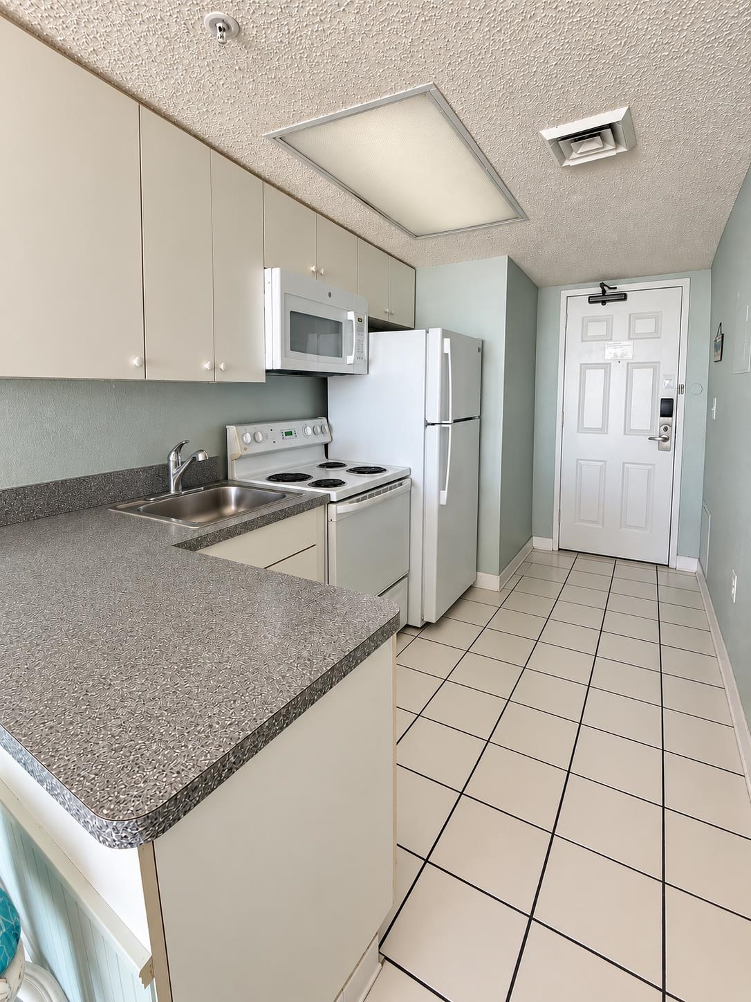 158 Seawatch Dr. Property Photo 6
