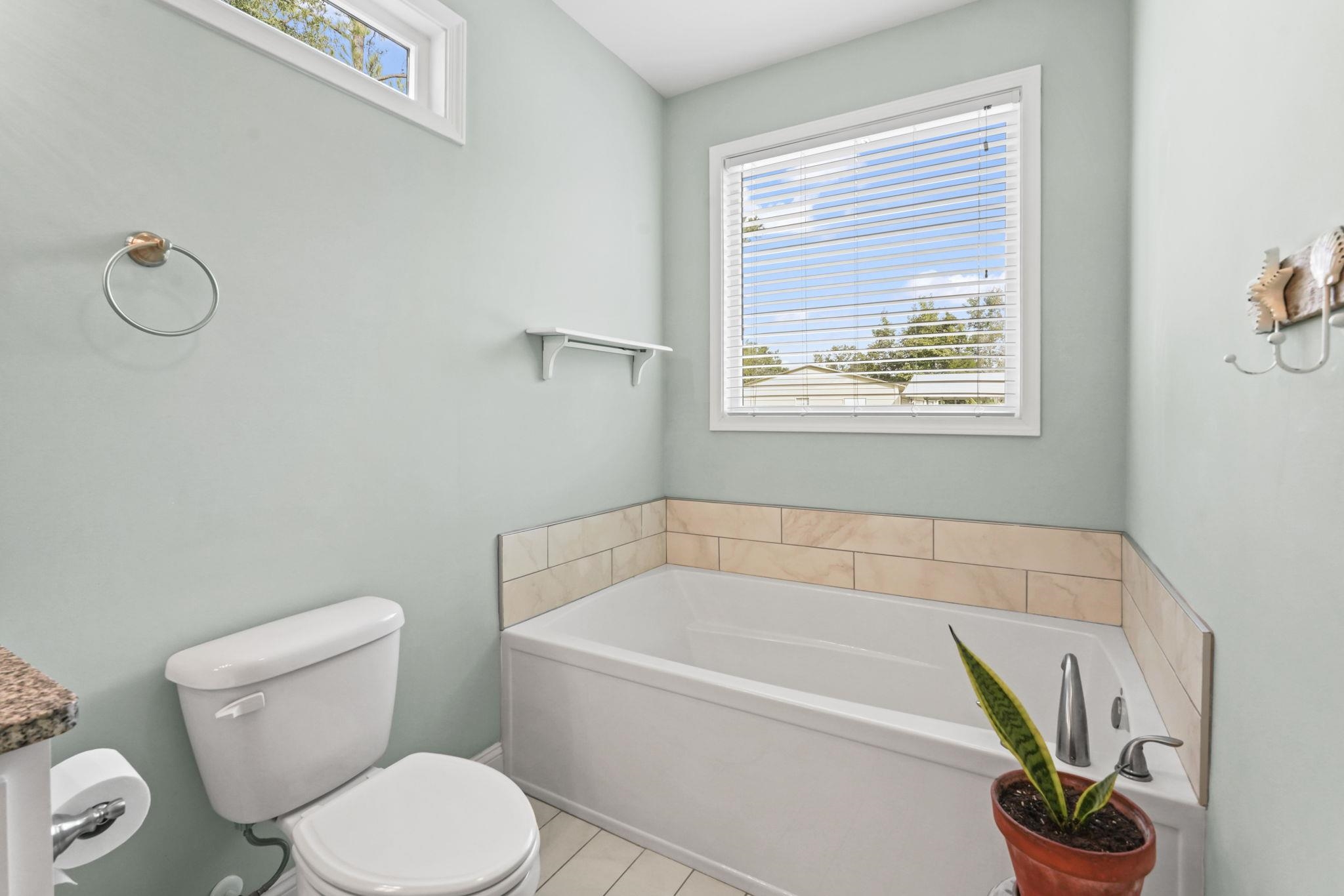 1906 Pond Rd. Property Photo 30