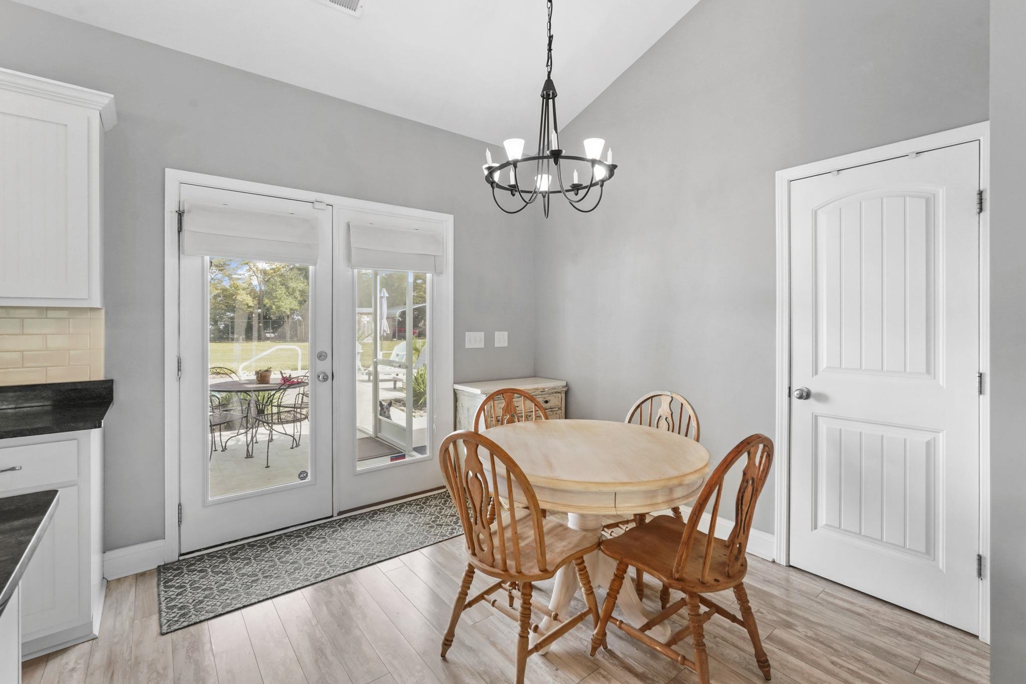 1906 Pond Rd. Property Photo 36