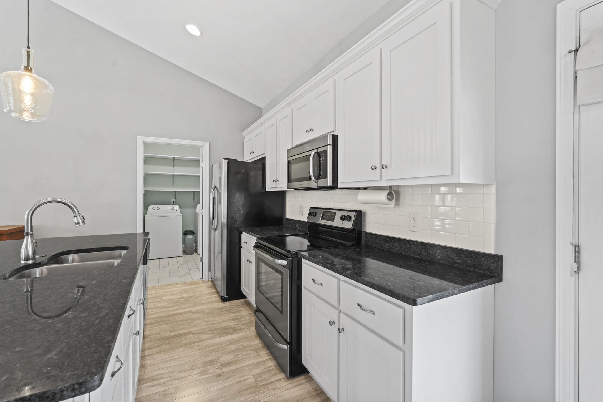 1906 Pond Rd. Property Photo 42